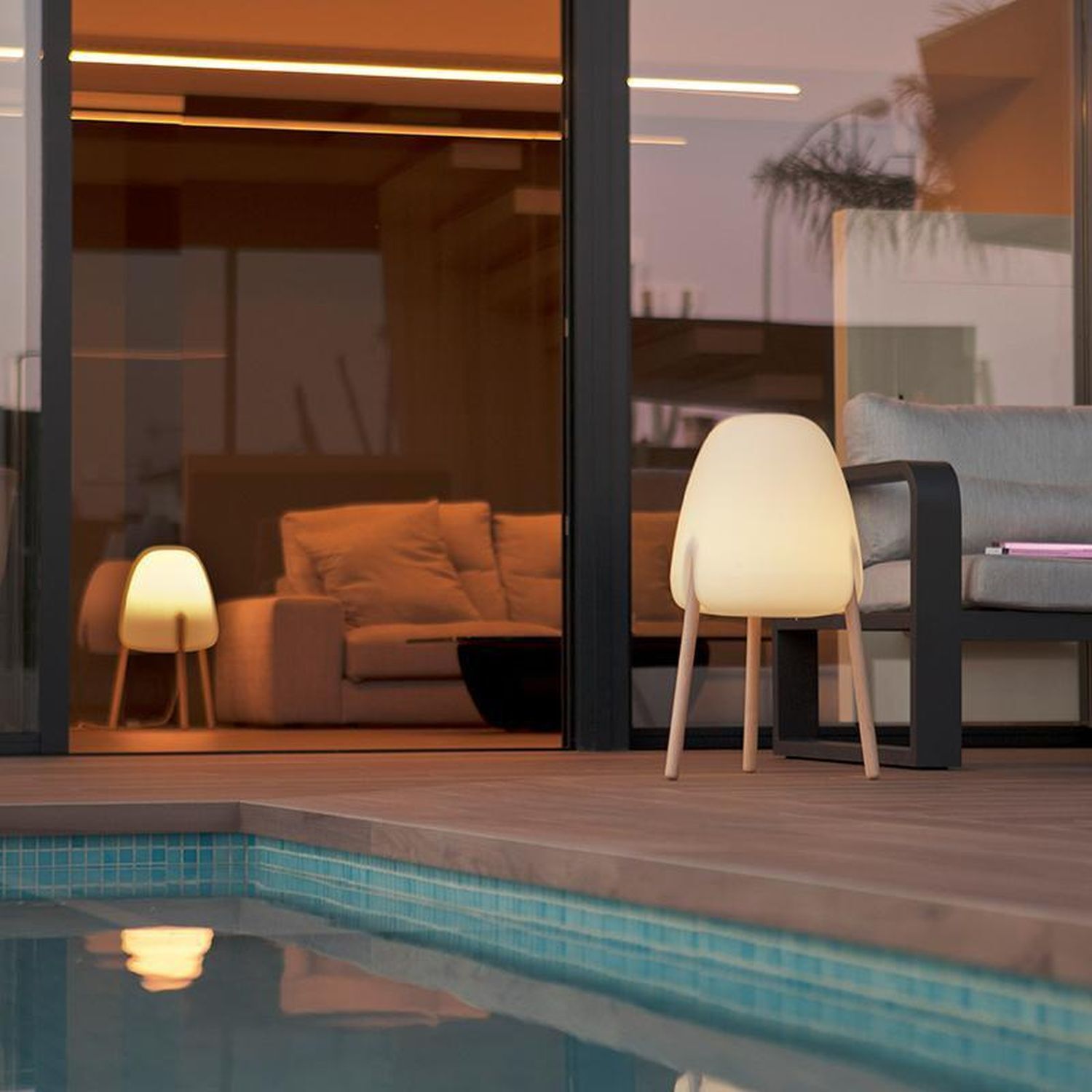 Lampe, Couch, Stuhl, Schwimmbad, Innenarchitektur