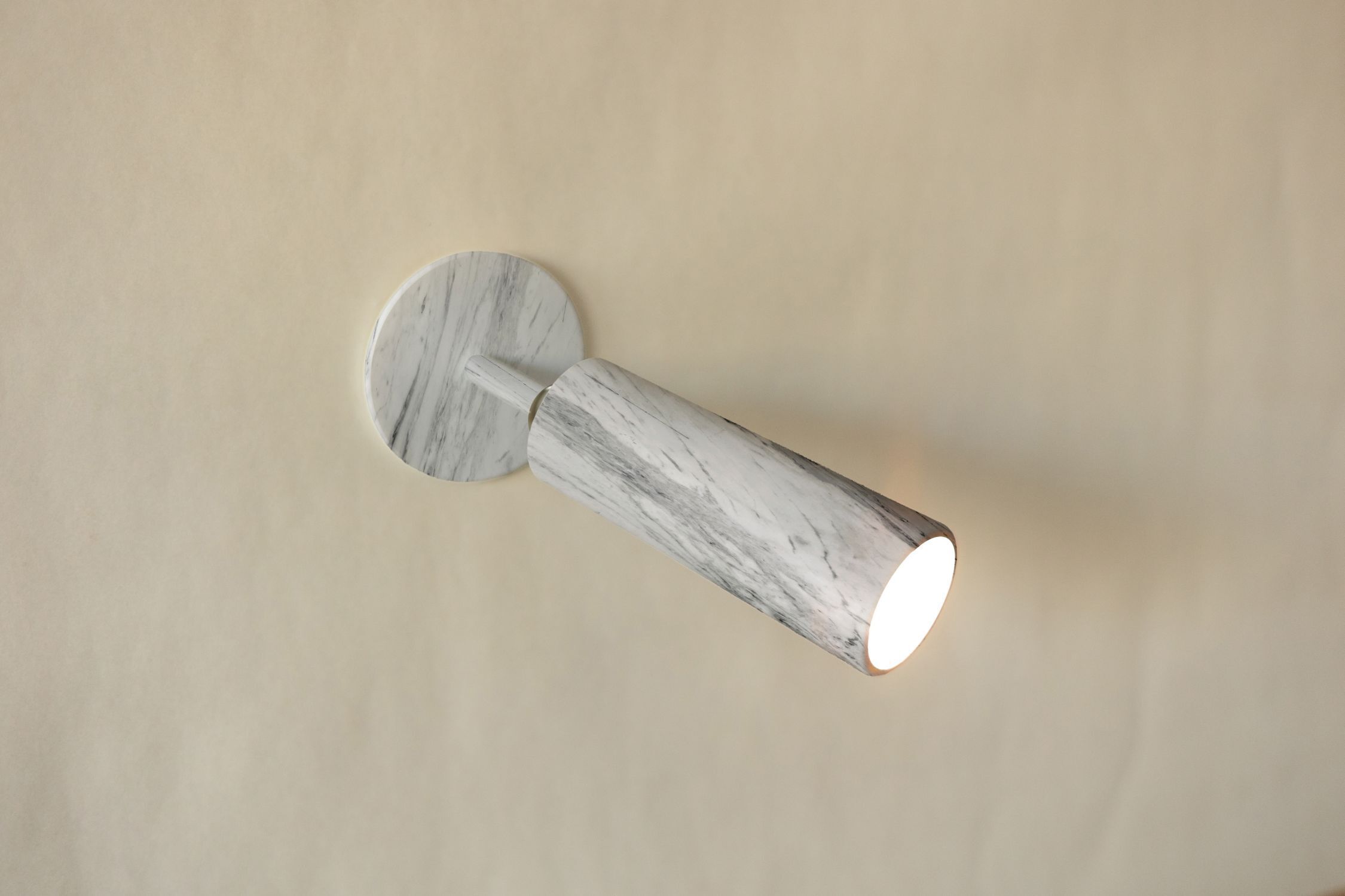 LED Akku Wandspot dimmbar flexibel Schalter 3000 K Wandlampe, Wandelampe, Wandleuchte, Holzoptik, Marmor-Optik