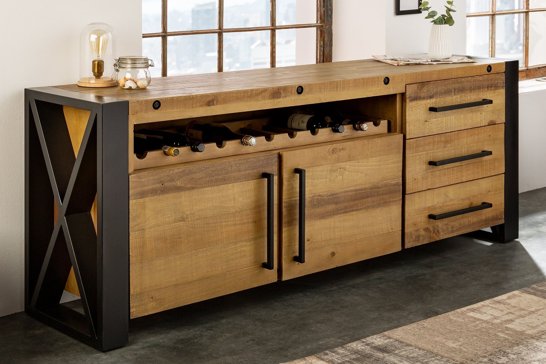 Großes Sideboard Holz Eisen 195 cm breit Industrial Design