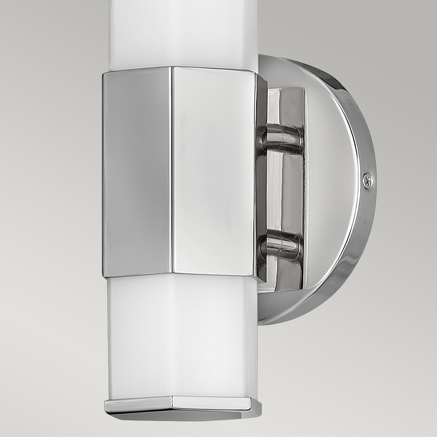 LED Wandleuchte Badezimmer IP44 35,6 cm hoch Glasschirm
