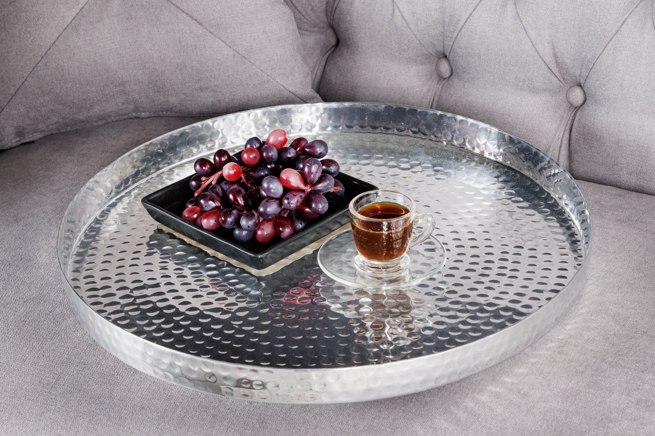 Couchtisch 2er Set mit Tablett in Silber Schwarz Handarbeit Moebel, Tabelle, Tischplatte, Tasse, Präsentation des Essens