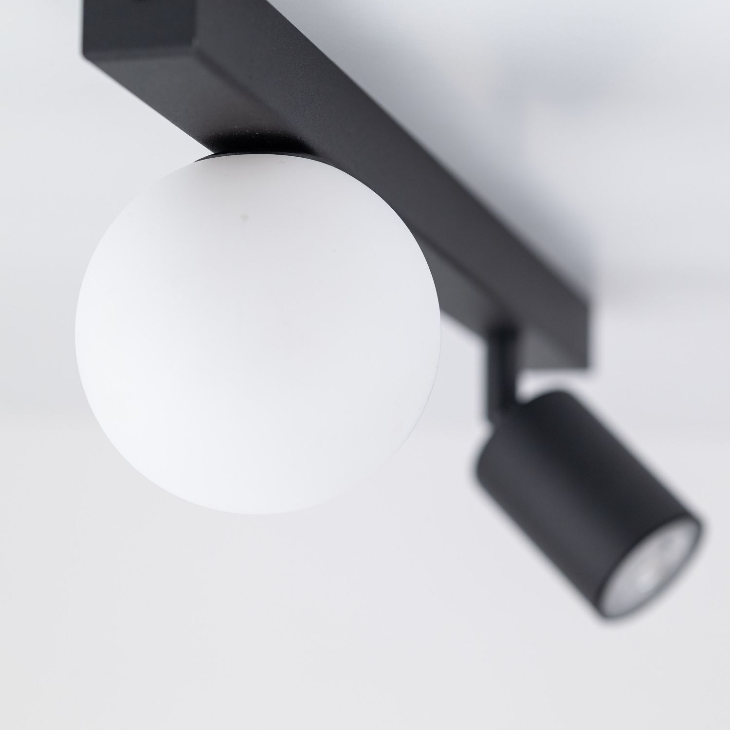 Deckenstrahler Glas Metall 49 cm Schwarz Weiß GU10 + G9