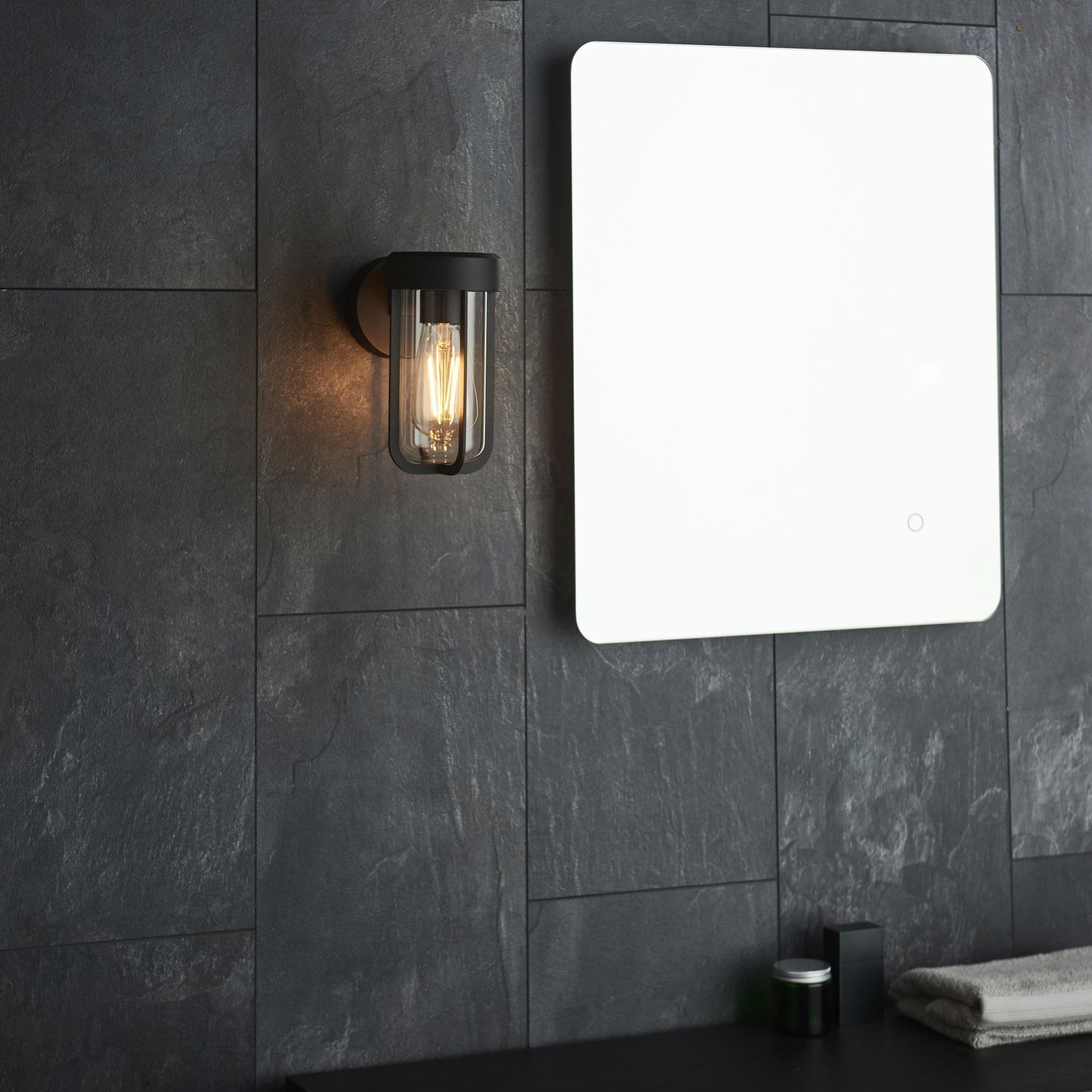 Außenwandleuchte Schwarz Alu Glas IP44 H: 20,8 cm klein E27