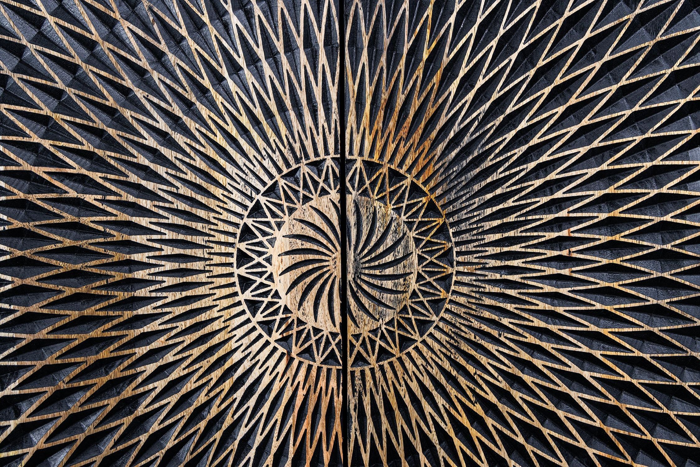 Sideboard Schwarz Gold 177 x 76 cm Ornament Türen Handarbeit