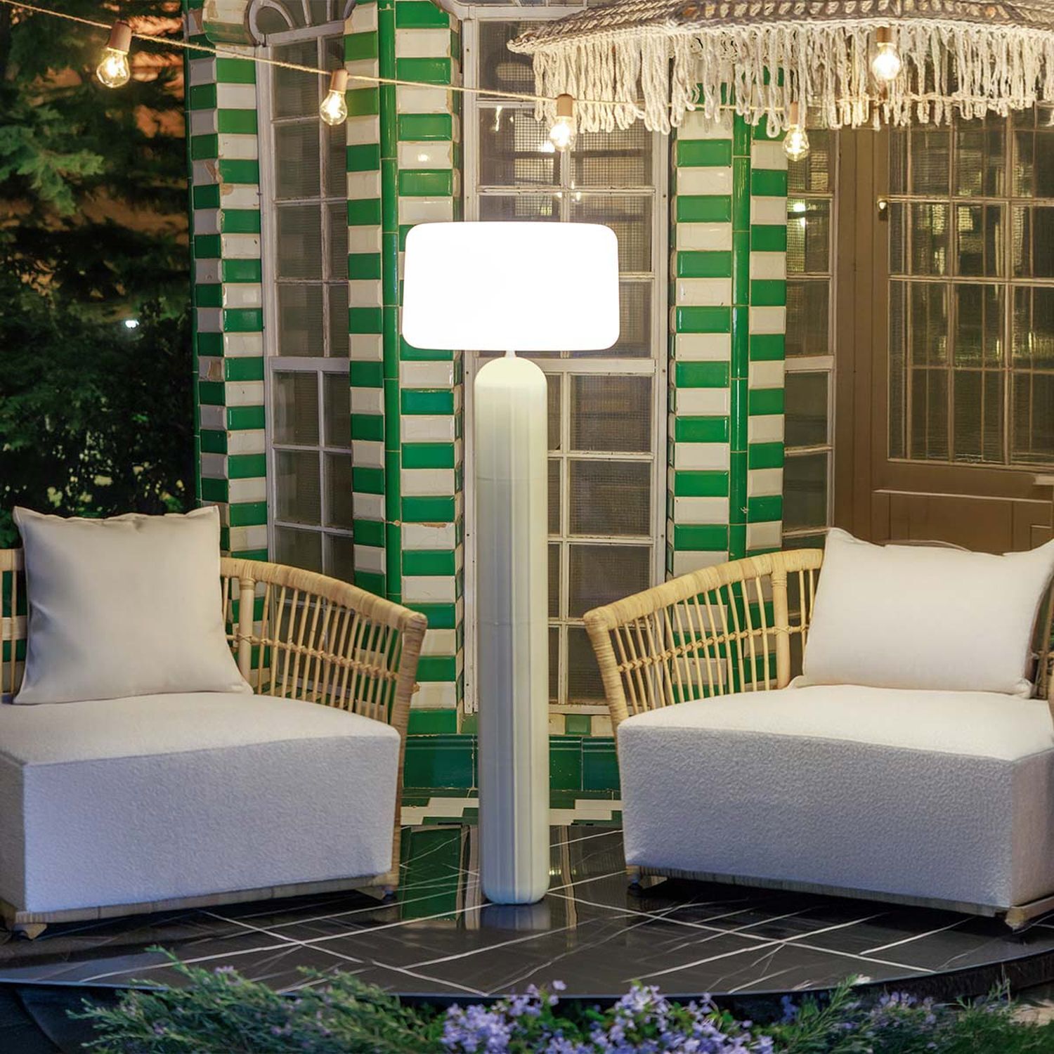 LED Solar Stehlampe Akku Beige dimmbar IP65 3000K 142cm