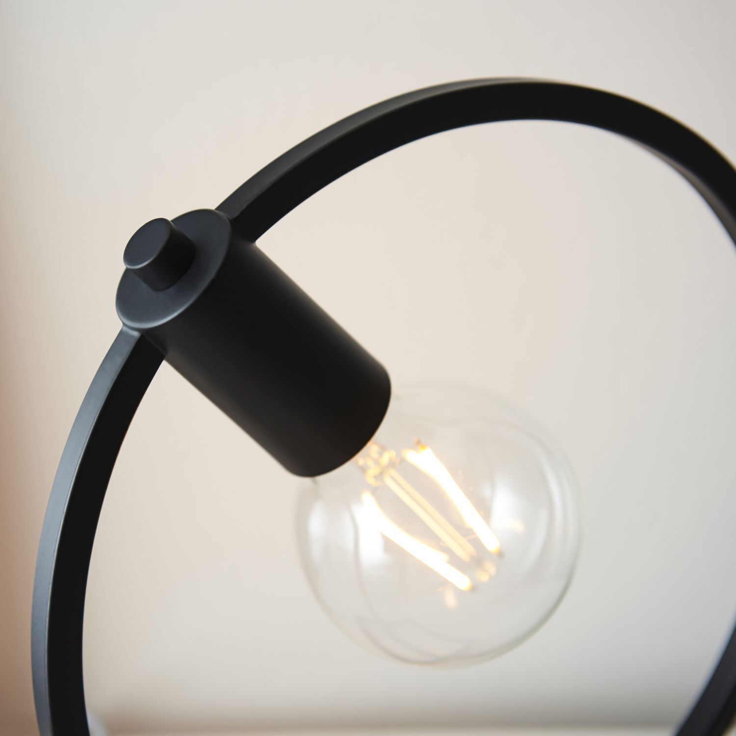 Tischlampe Metall 31,2 cm Schwarz rund Modern für E27