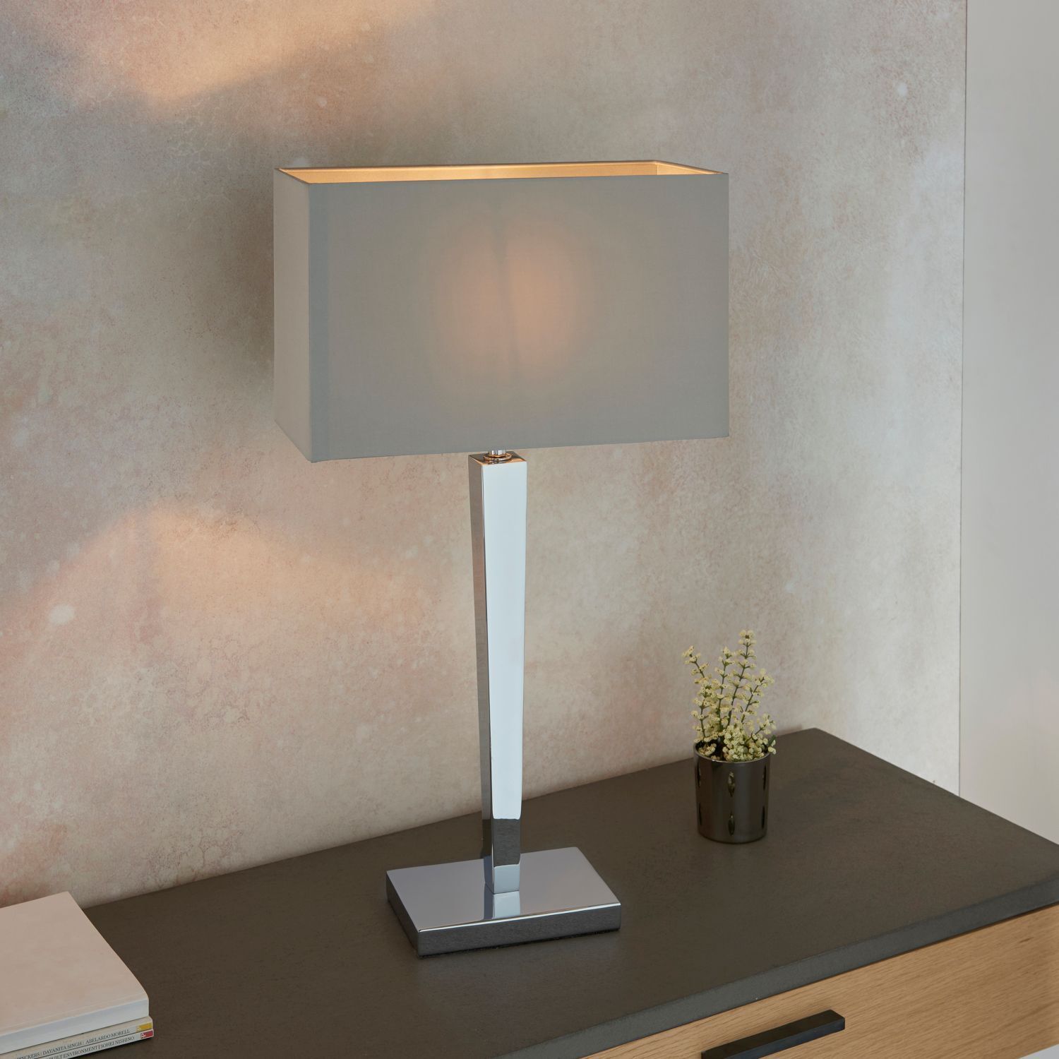 Tischlampe Stoff Metall 66 cm hoch Chrom Grau E27 Modern