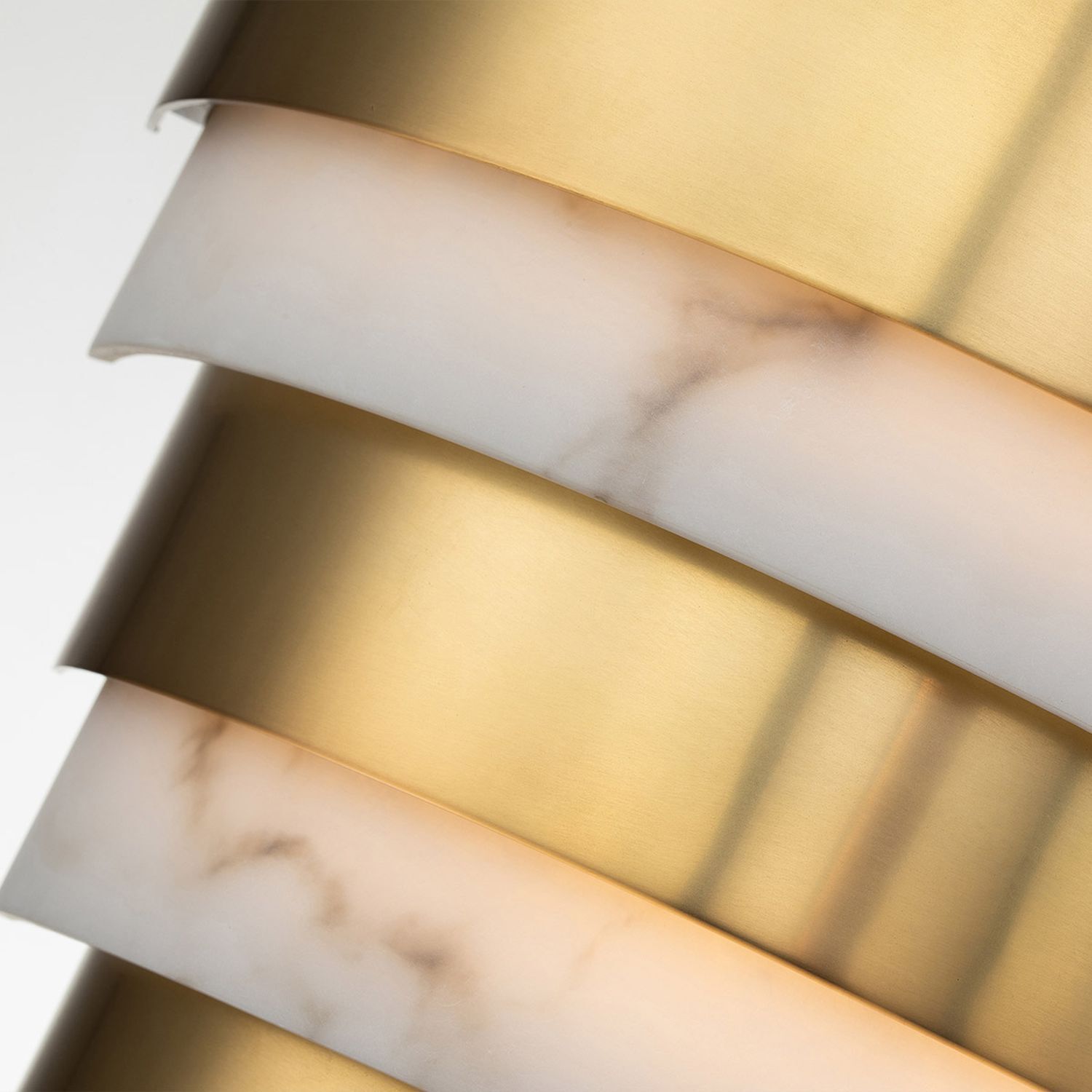 LED Wandleuchte H: 35,7 cm in Messing Antik Alabaster Optik
