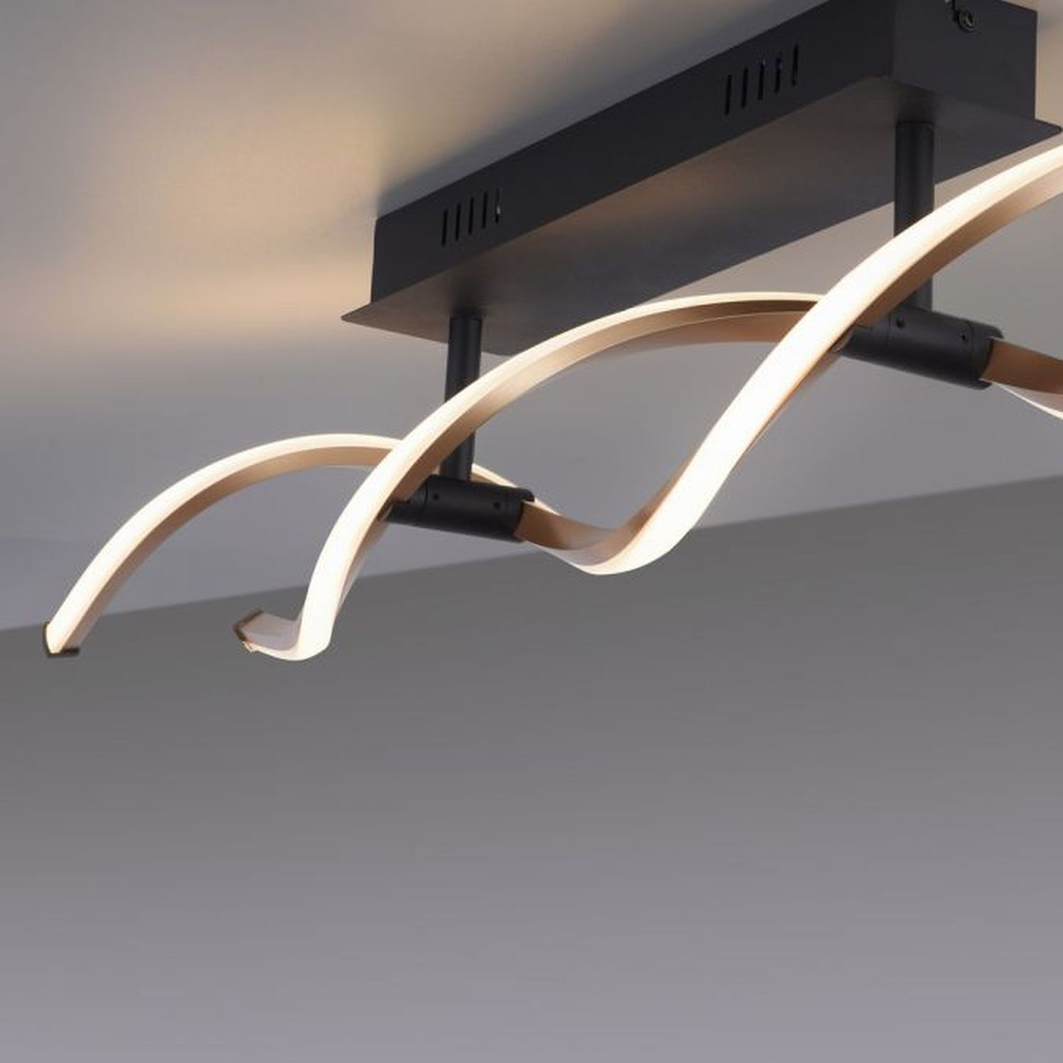 Dimmbare LED Deckenlampe Schwarz Messing 106 cm 3000 K