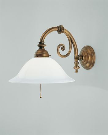 Wohnliche Wandlampe Messing Glas Schalter E27 T:42 cm