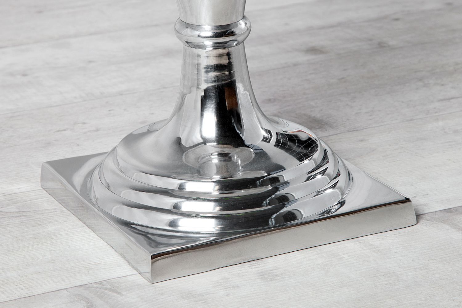 Vase Metall Ø 40 cm H: 70 cm in groß Silber