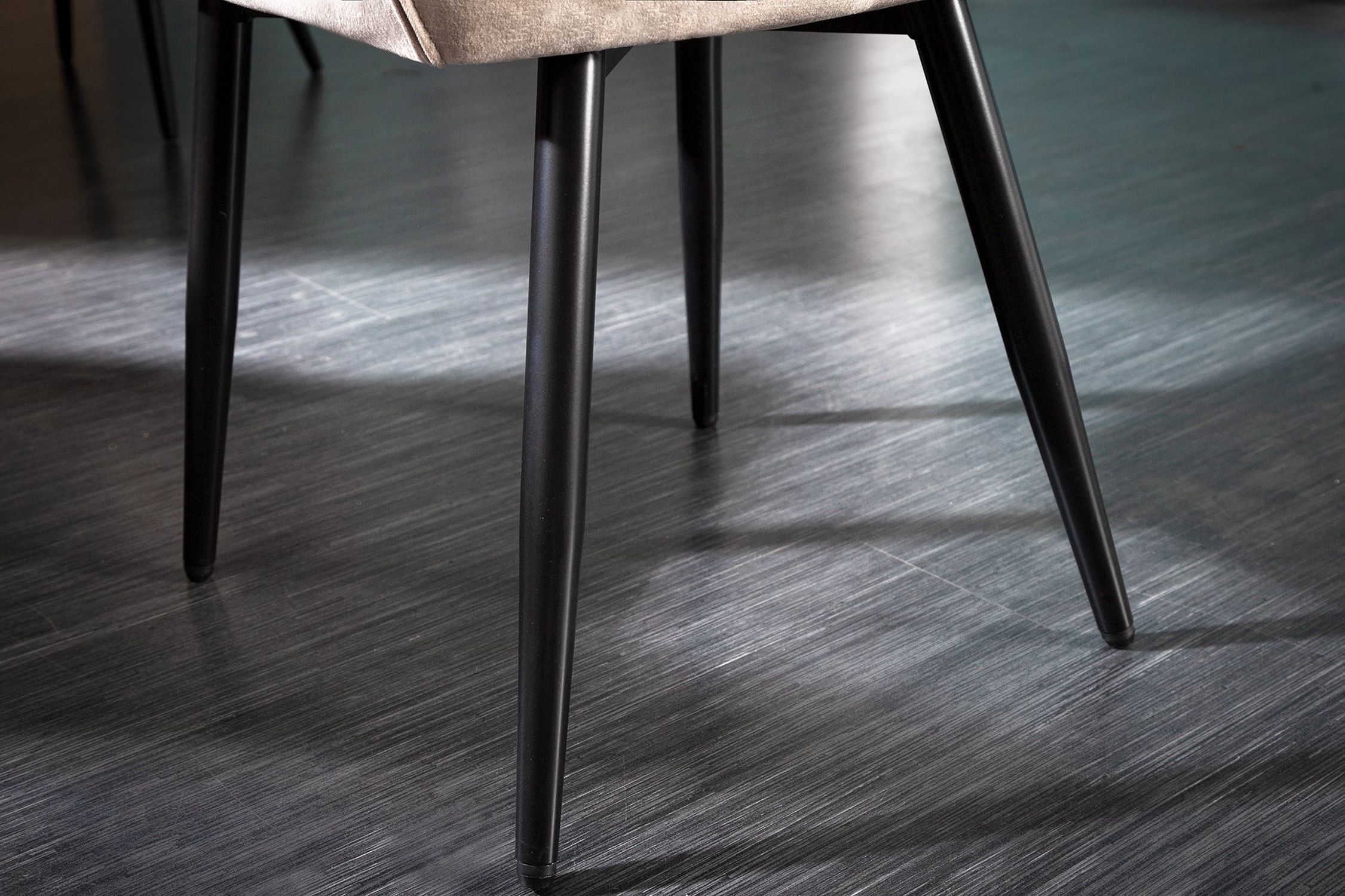 Fußboden, Bodenbeläge, Mobiliar