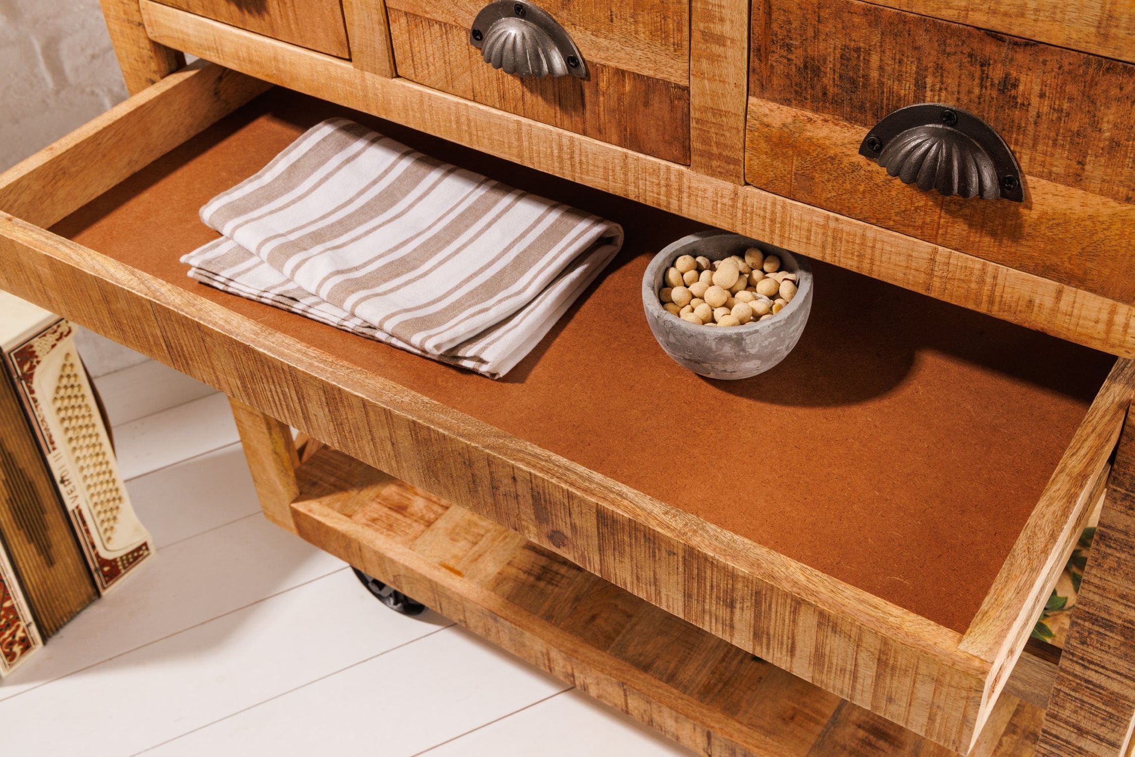 Barschrank mit Rollen Mangoholz massiv B: 86 cm Industrial