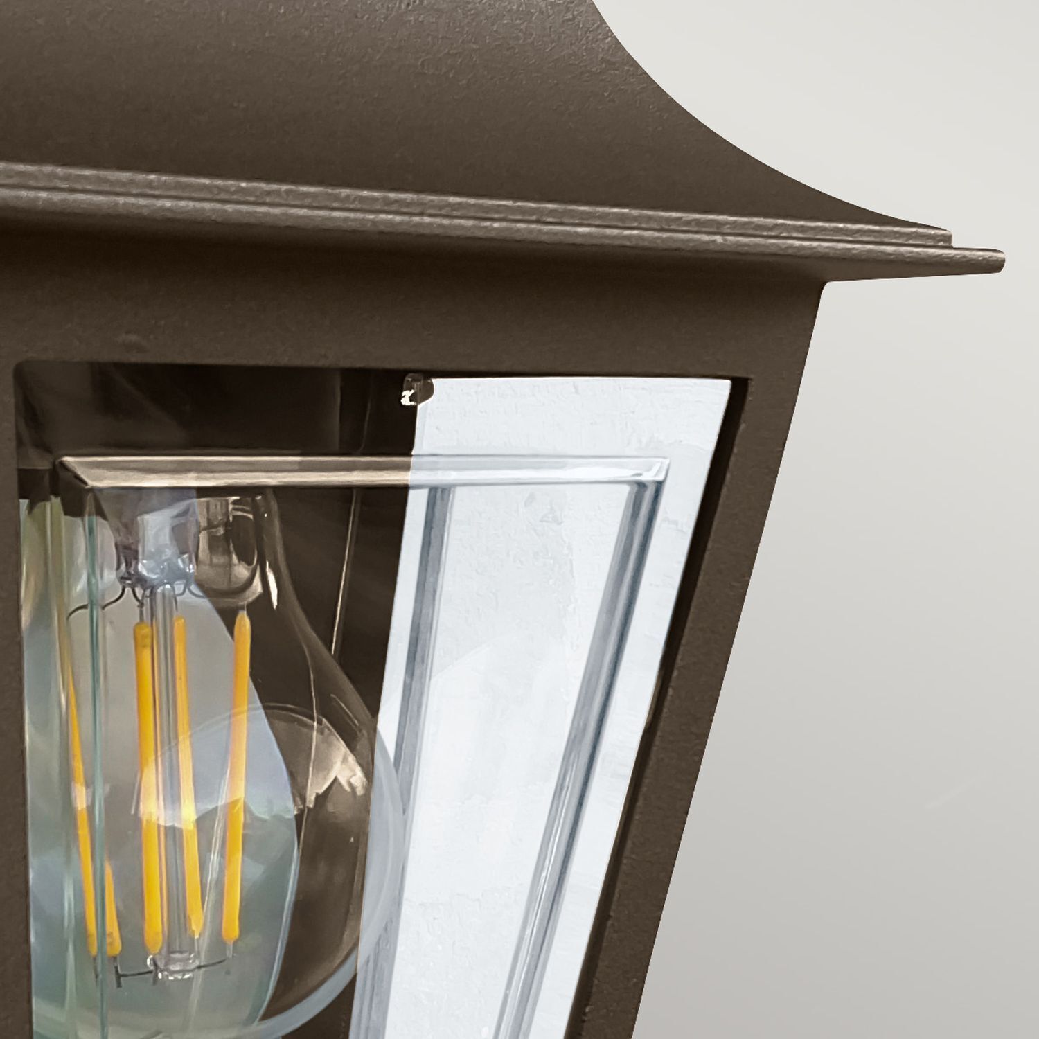 Wandlampe außen Rustikal E27 IP44 Aluminium in Bronze GRACIE