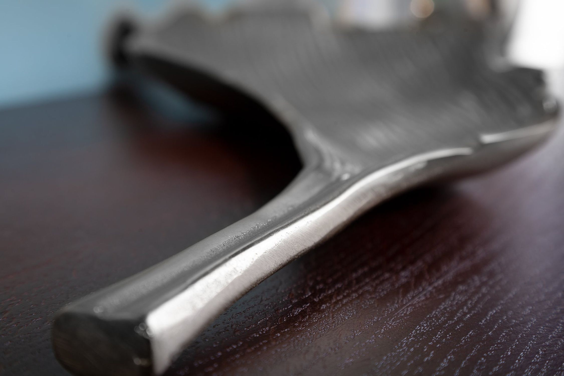 Dekoschale Metall L: 64 cm in Silber Blatt Design Handarbeit Dekoschale Metall L: 64 cm in Silber Blatt Design Handarbeit