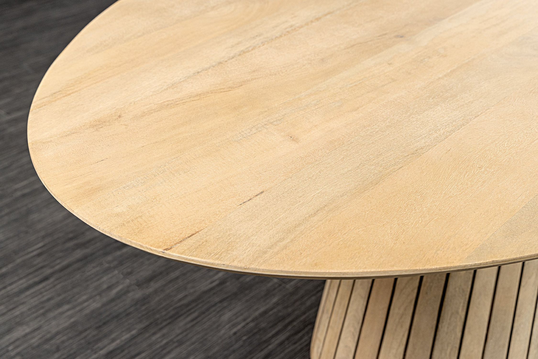 Esstisch oval Holz 220 cm lang Japandi Säulenfuß