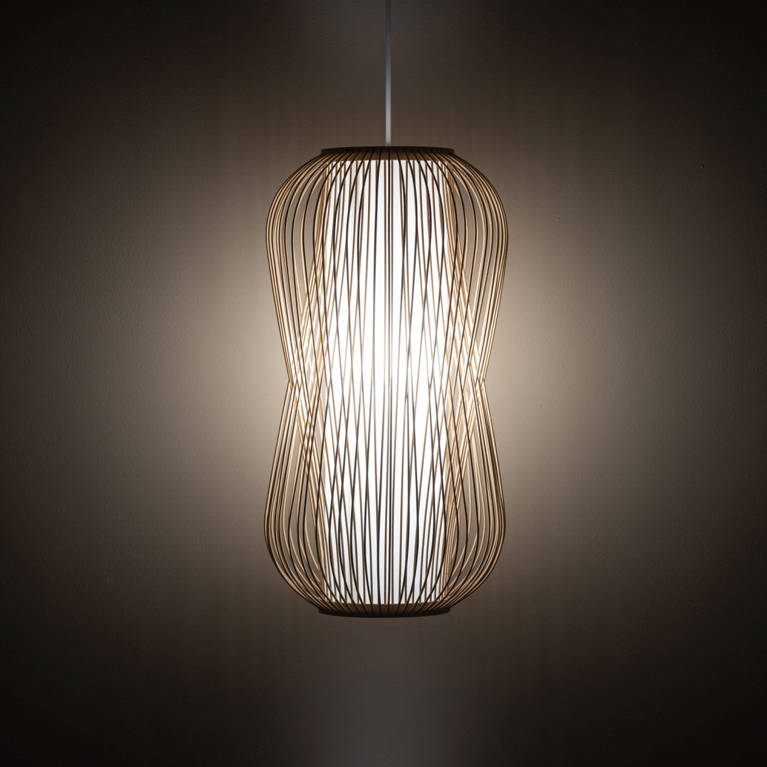 hängende lampe, Drahtrahmen, Holzfarbene, ambientes Licht, Pendellicht