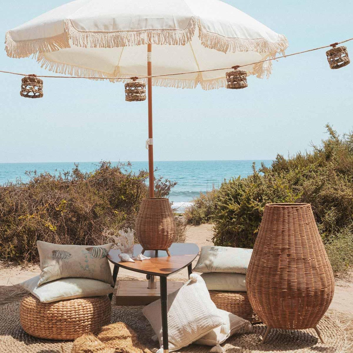 LED Lichterkette Solar 5 m IP44 Jute Seegras 2700 K Outdoor Moebel, Tabelle, Wohnen, Terrasse, Sonnenschirm