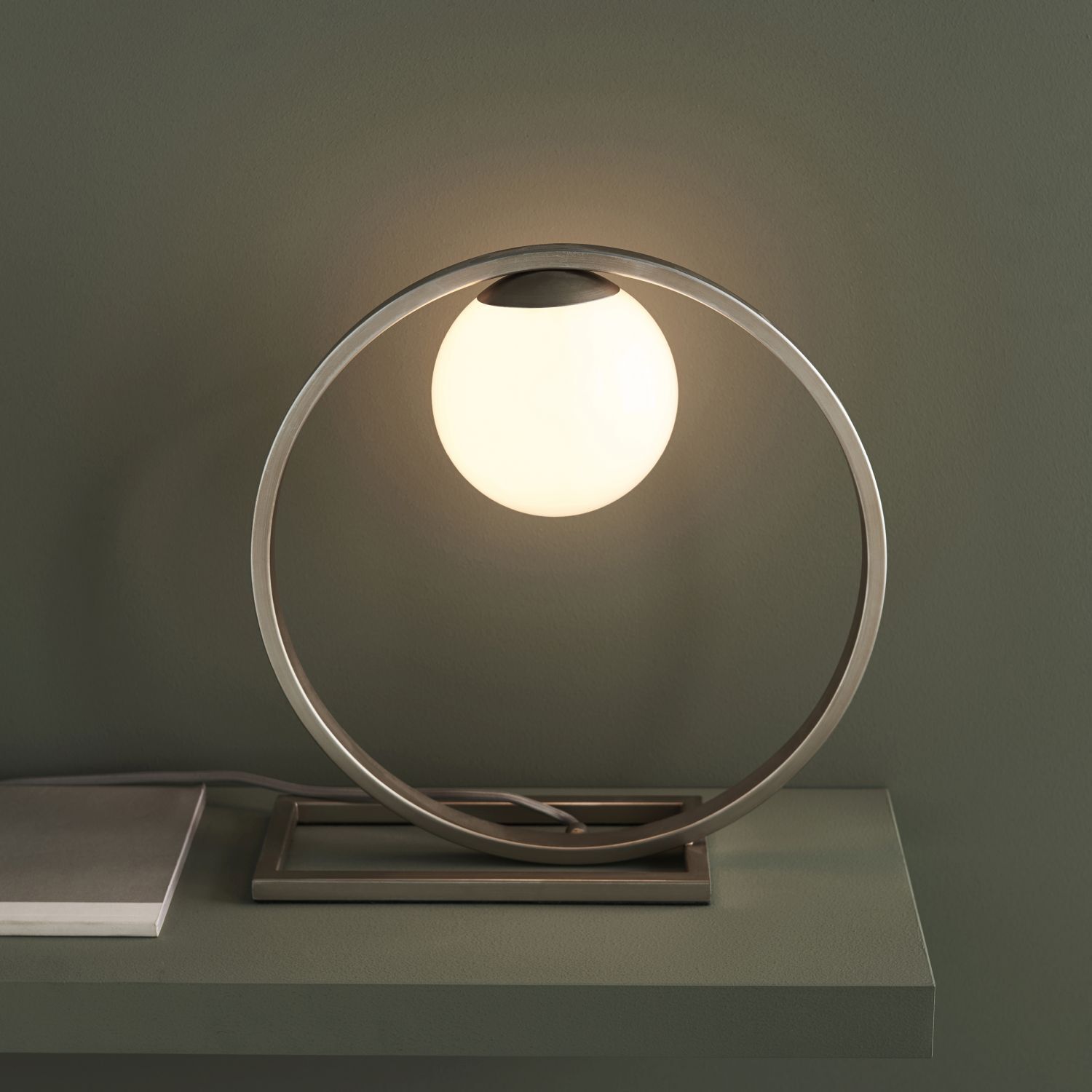 Tischlampe Metall Glas H: 32,2 cm in Silber Weiß G9