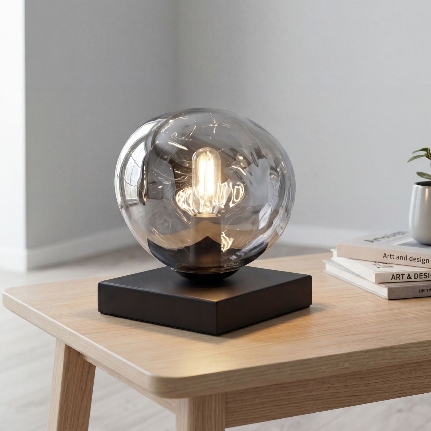 Kleine Tischlampe E14 Schwarz Silber 17,5cm dekorativ Tischlampe, Glasball-Lampe, Glühbirne, Nordic Stil, Schwarz