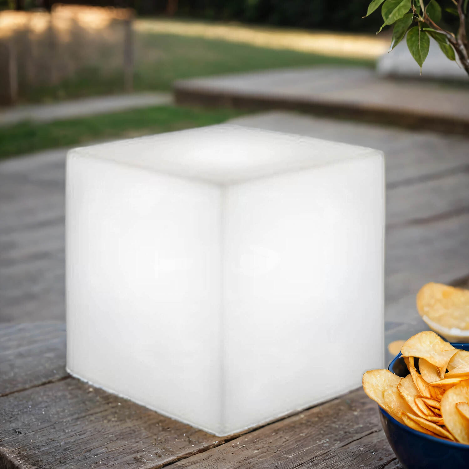 LED Außenleuchte Solar Dimmer RGBW Fernbedienung IP65 B: 20 cm LED Außenleuchte Solar Dimmer RGBW Fernbedienung IP65 B: 20 cm