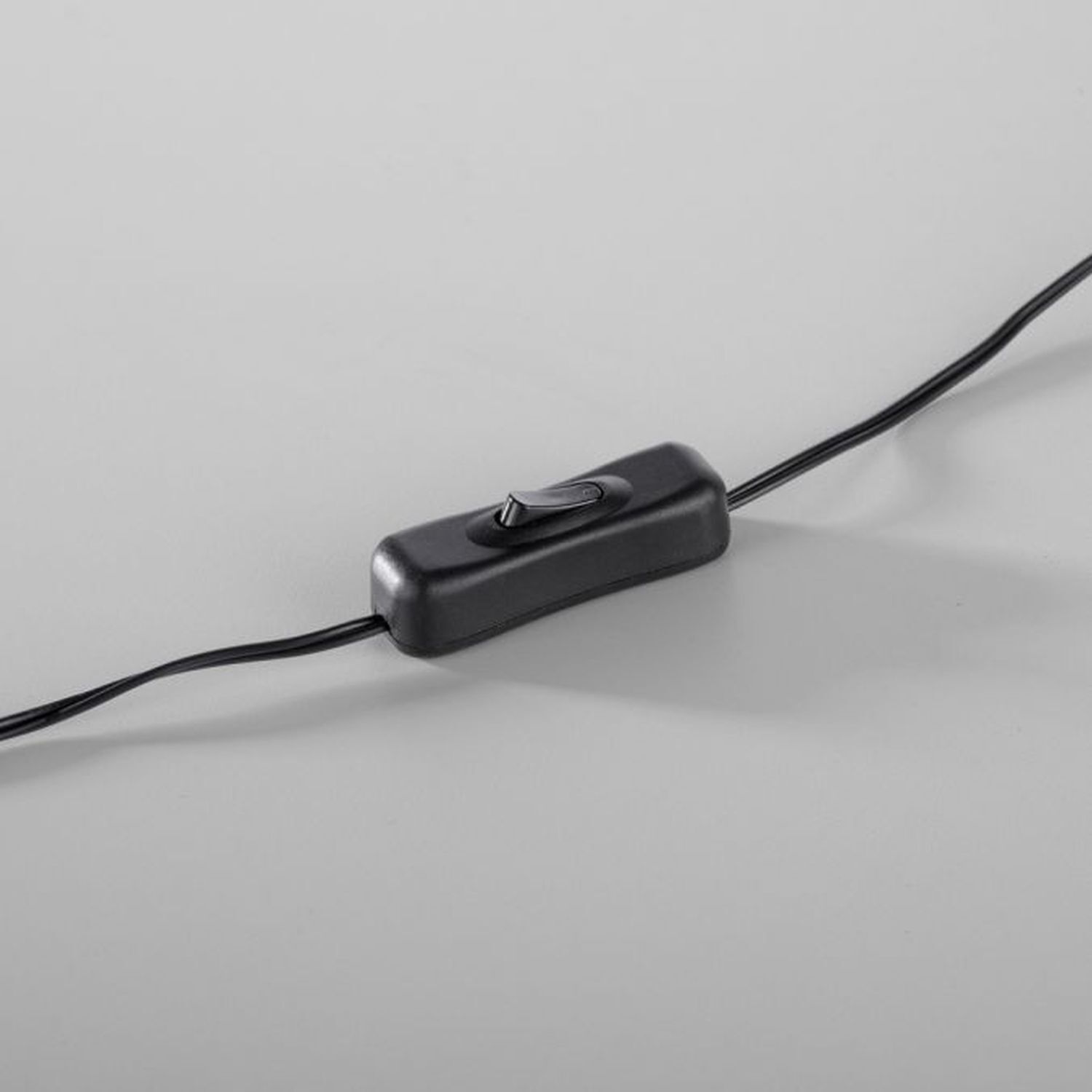 LED Tischlampe Schwarz Metall Ring H:25,5 cm 1290 lm