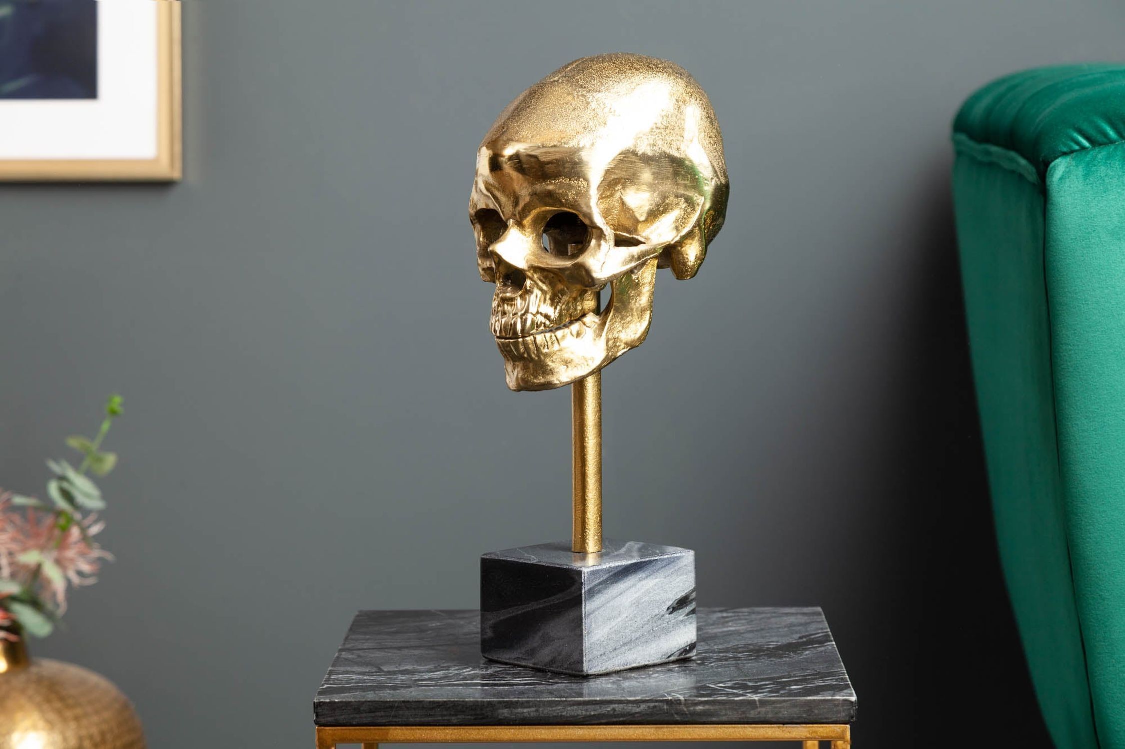Dekostatue Totenkopf in Gold Schwarz H: 35 cm Metall Marmor
