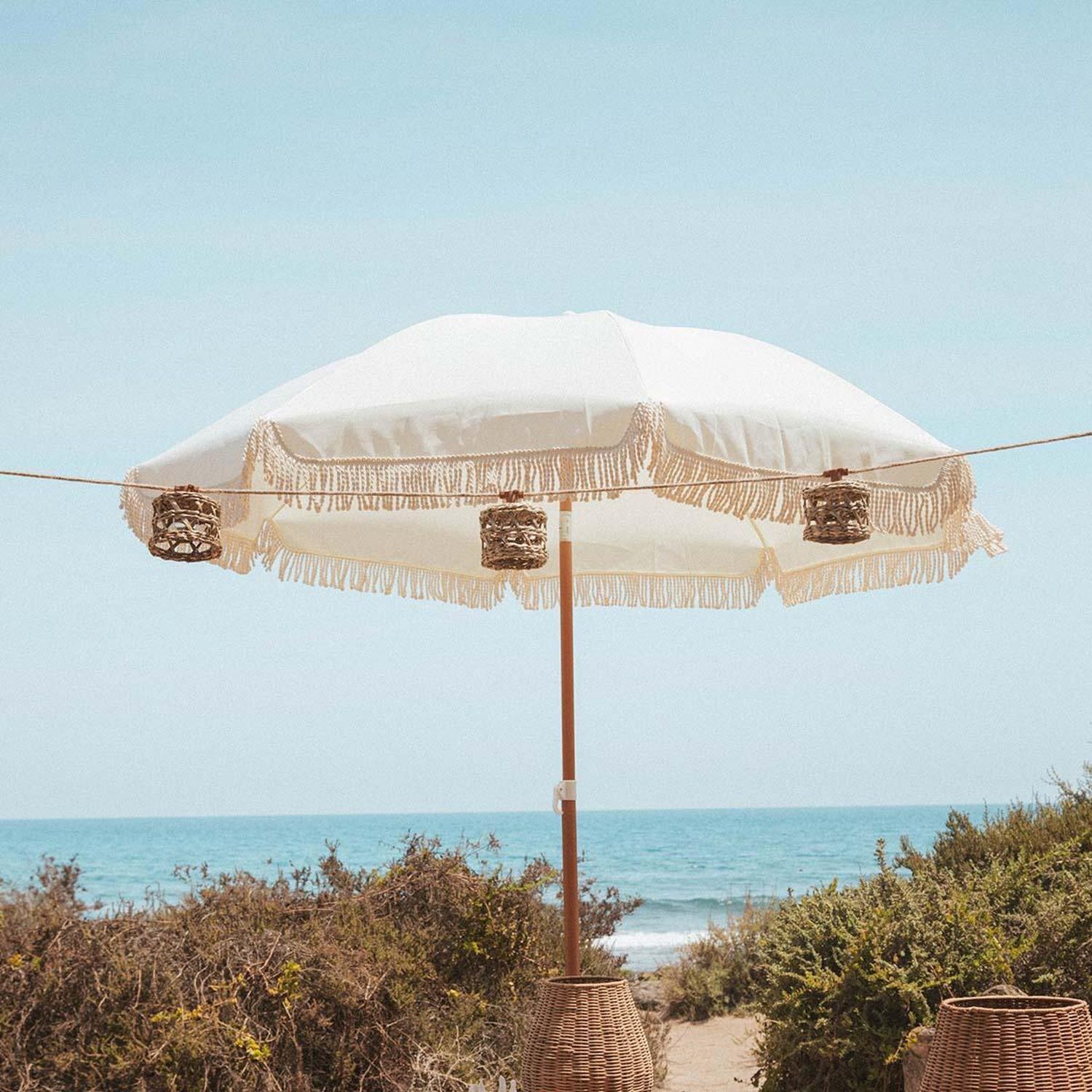 LED Lichterkette Solar 5 m IP44 Jute Seegras 2700 K Outdoor Natur, Draußen, Himmel