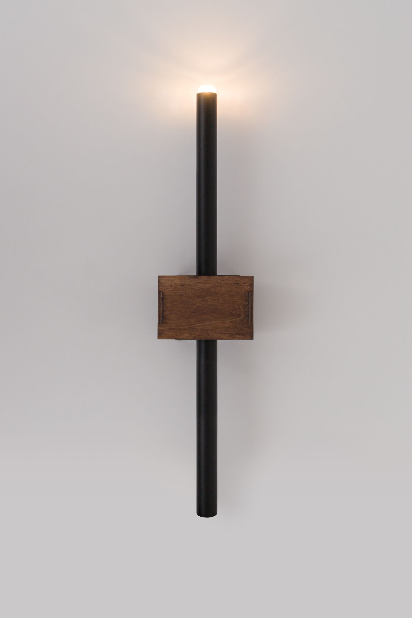 Schwarze Wandleuchte Metall Holz G9 B:11 cm wohnlich