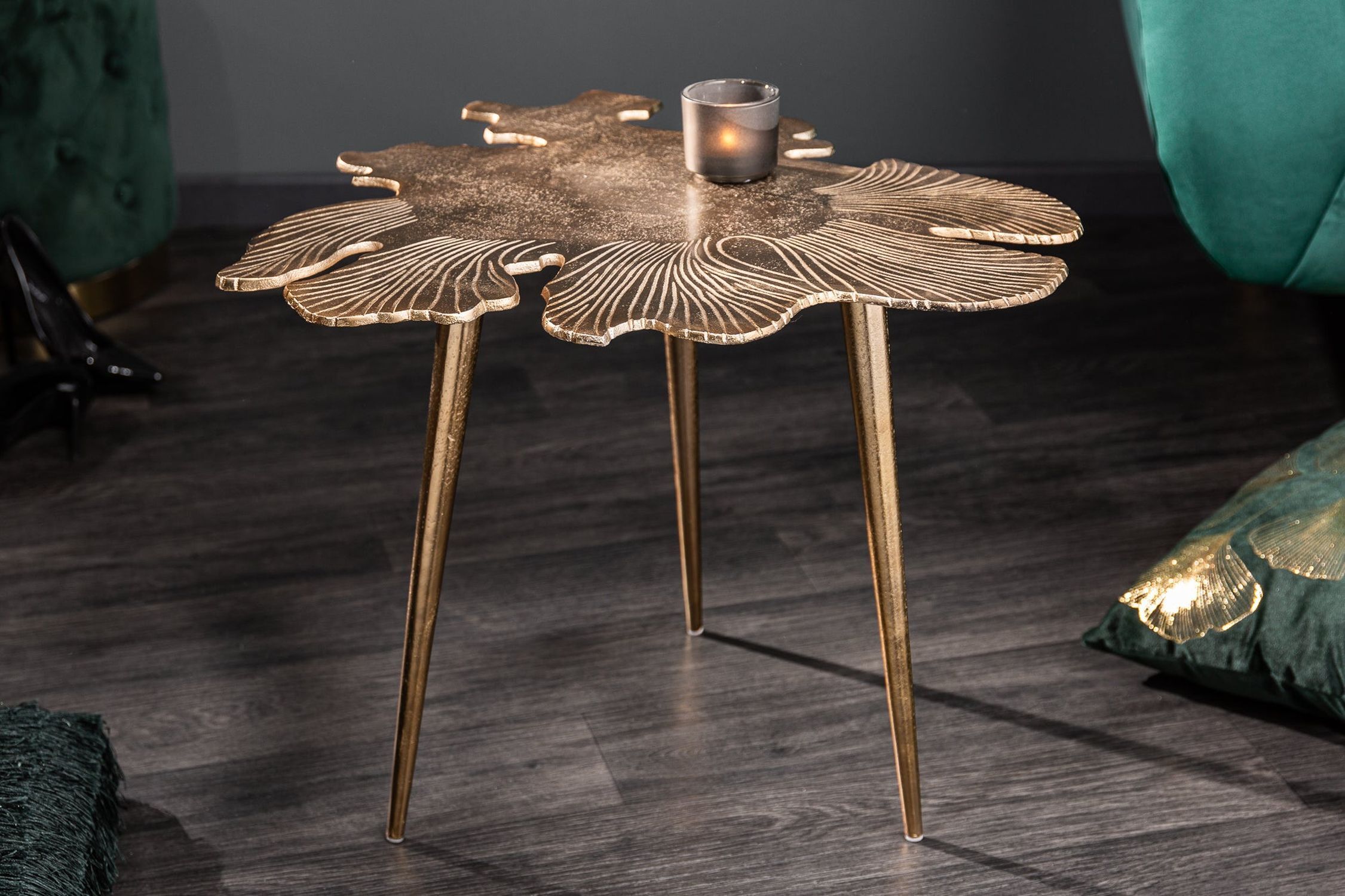 Couchtisch Metall in Gold 57 x 50 cm Handarbeit