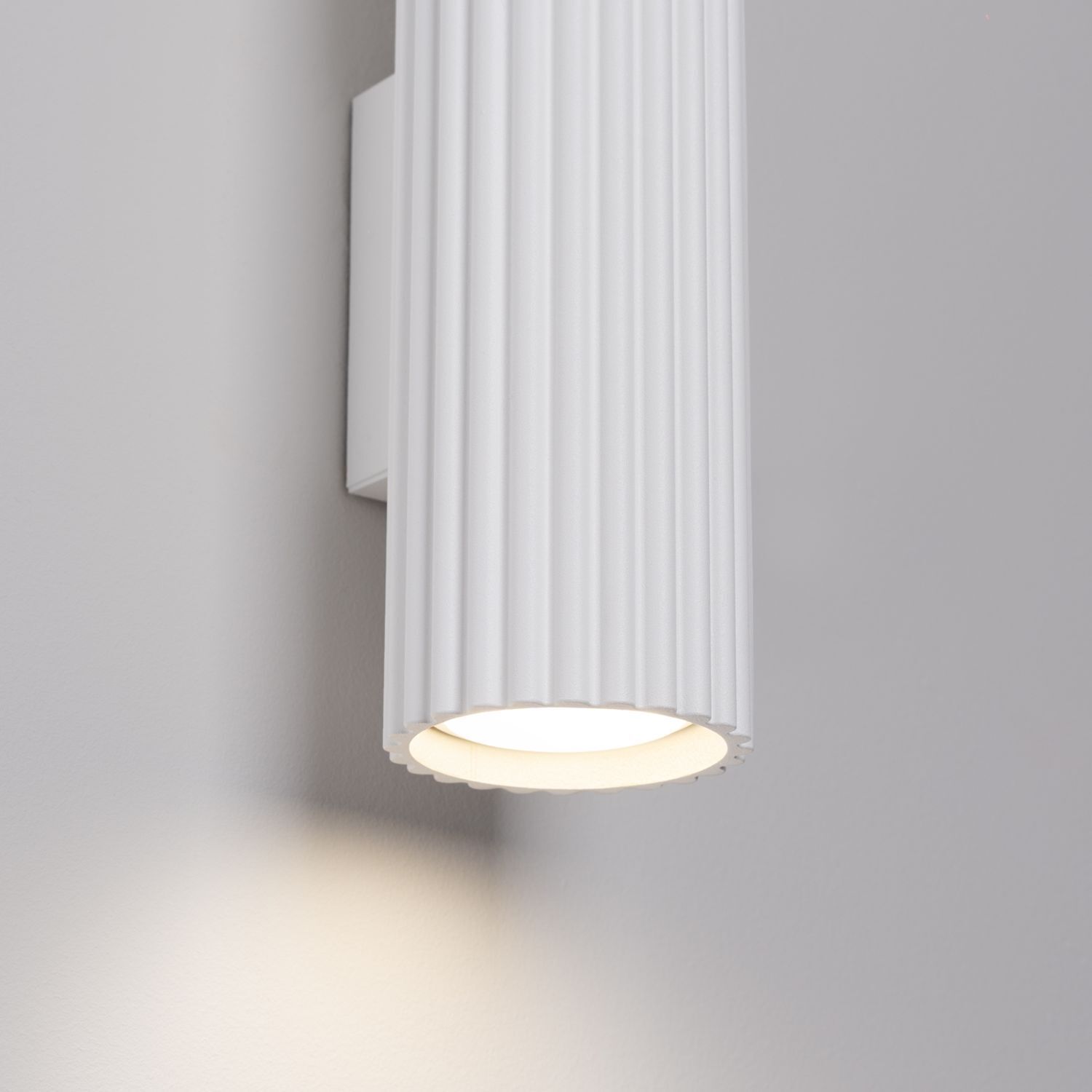 Wandlampe innen klein H: 20 cm Weiß 2x GU10 Up Down Alu