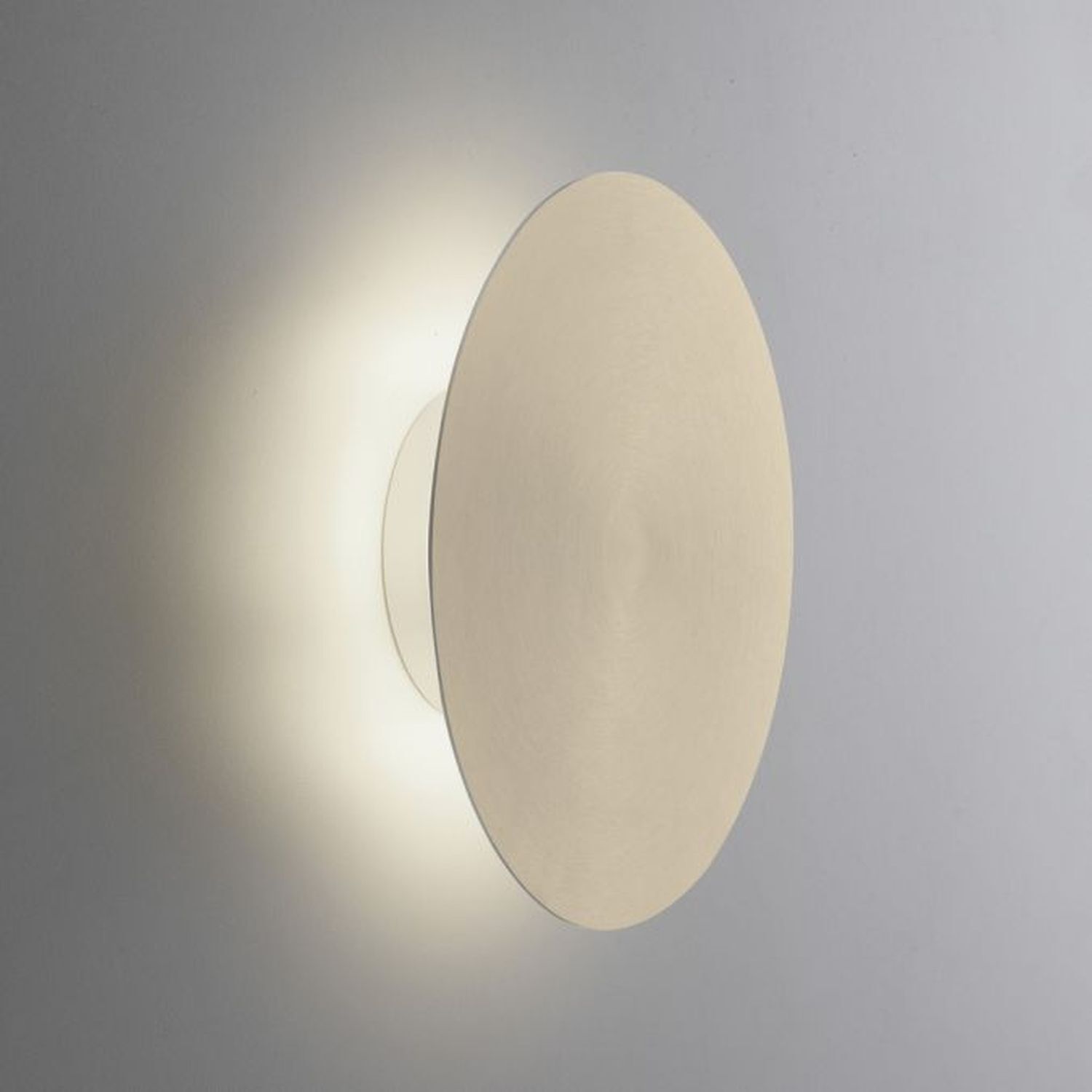 Dimmbare LED Akku Wandlampe Fernbedienung in Messing Lampe, Deckenleuchte, Beleuchtung