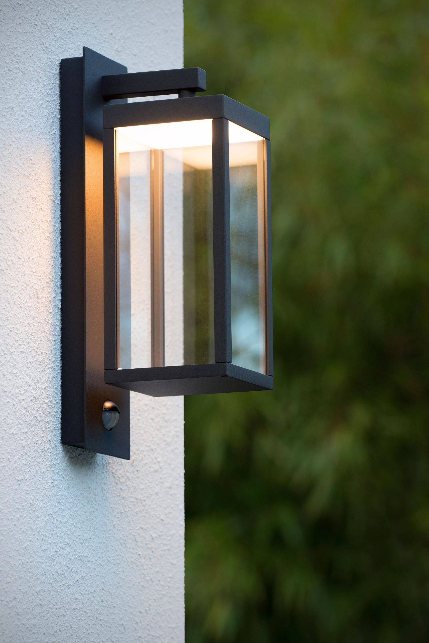 LED Wandlampe mit Bewegungsmelder Aluminium Glas 3000 K