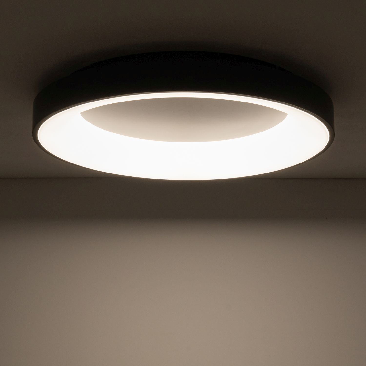 LED Deckenleuchte Metall 60 W Schwarz blendarm wohnlich