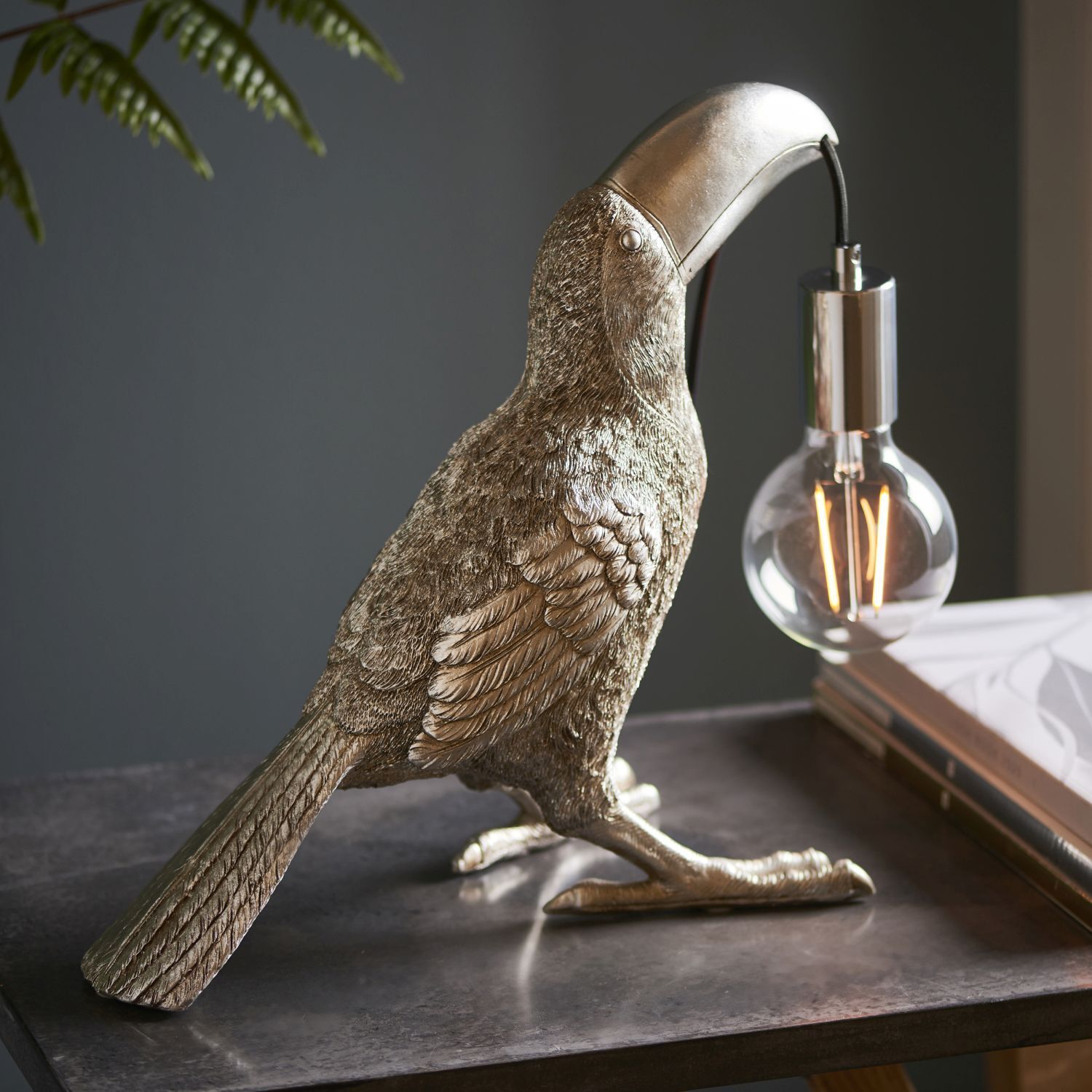 Lampe, Tier, Vogel