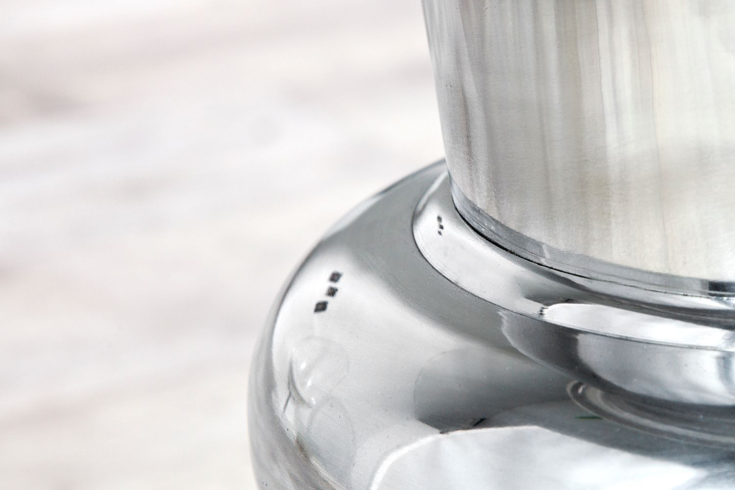 Vase Metall Ø 40 cm H: 70 cm in groß Silber