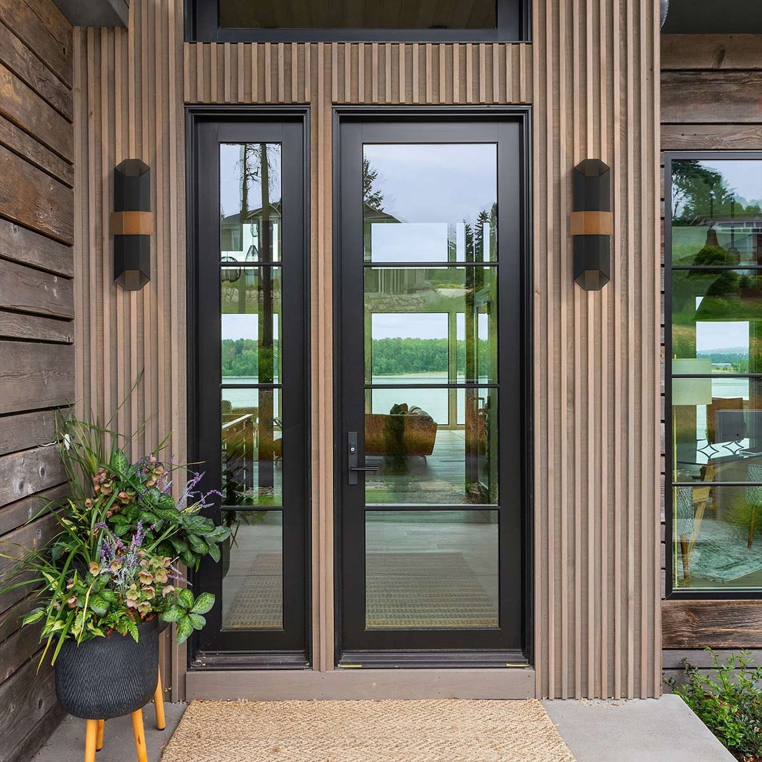 LED Außenwandleuchte Up Down 52 cm hoch Schwarz IP44 3000 K Innenarchitektur, Tür, Französisches Fenster, Pflanze, Teppich