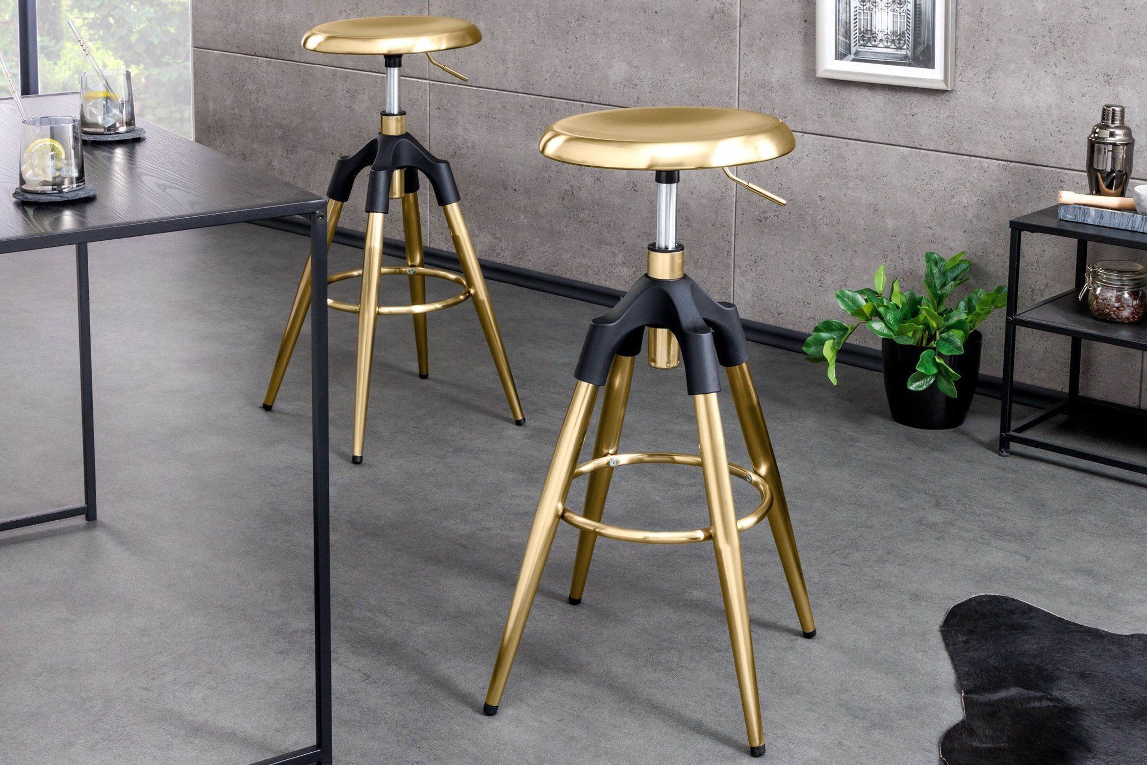 Barhocker höhenverstellbar Metall in Gold Schwarz Moebel, Pflanze