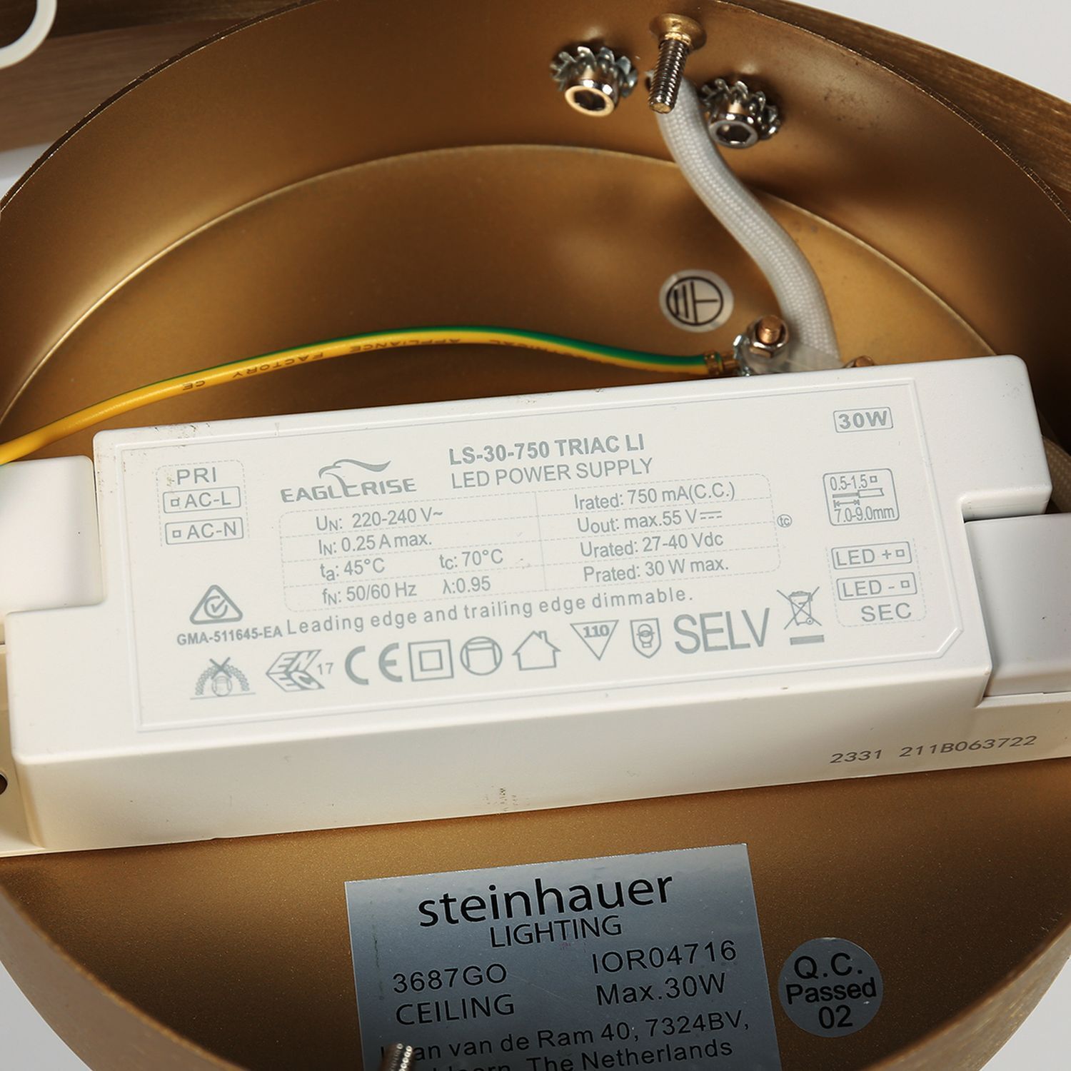 Adapter, Elektronik, Maschine, Schraube, Text