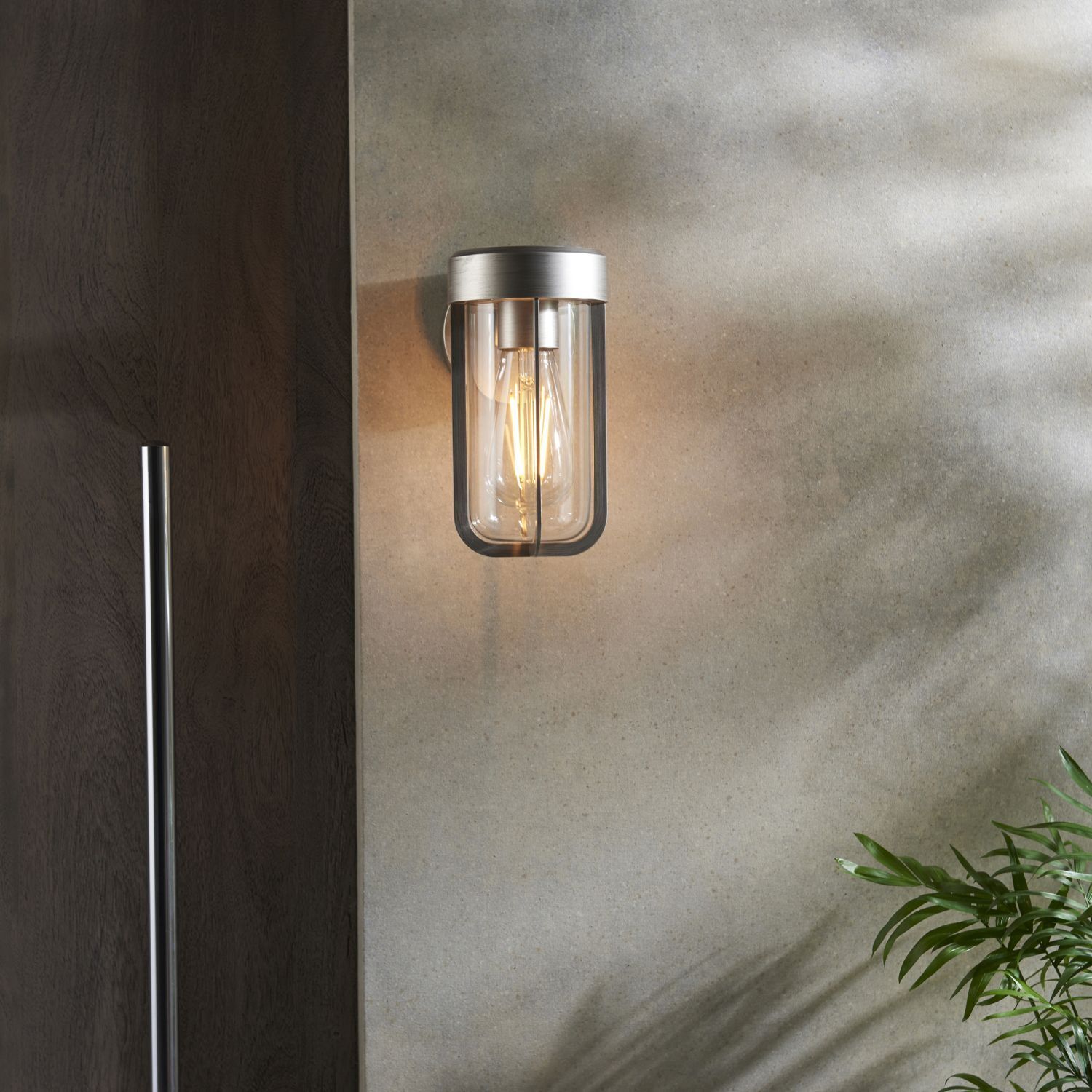 Wandlampe außen IP44 H: 20,8 cm Alu Glas E27 in Silber