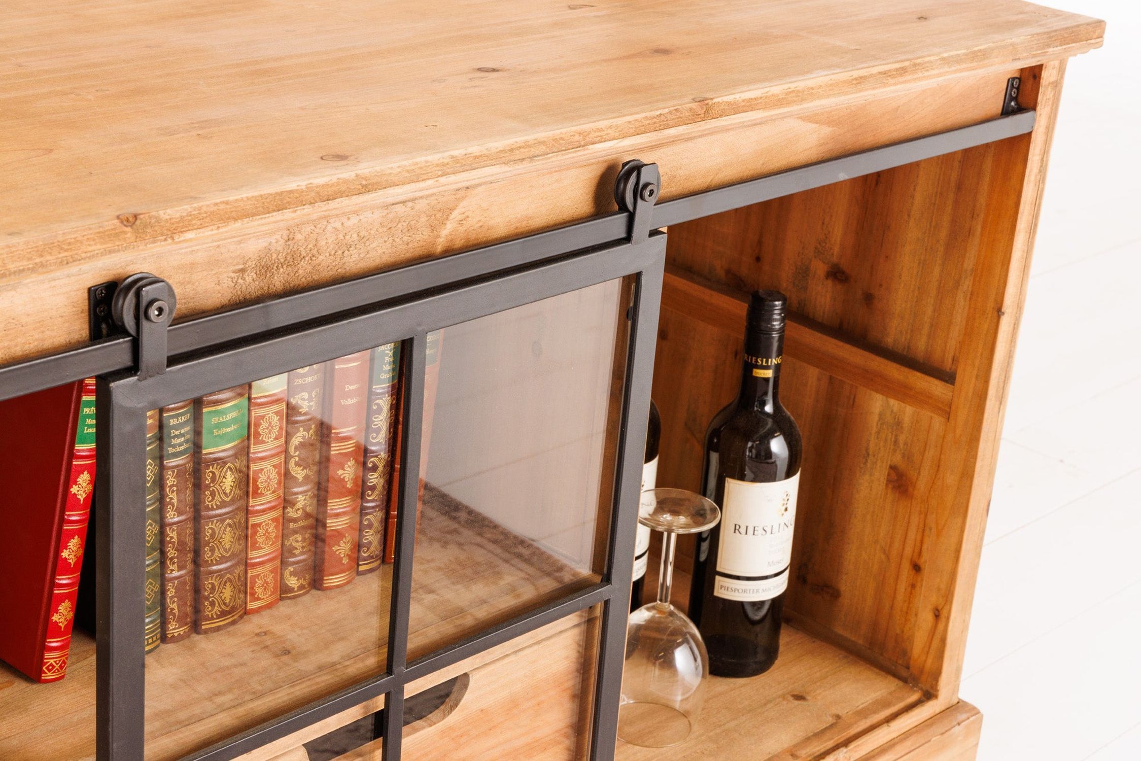 Innenarchitektur, Holz, Weinflasche, Hartholz, Anrichte