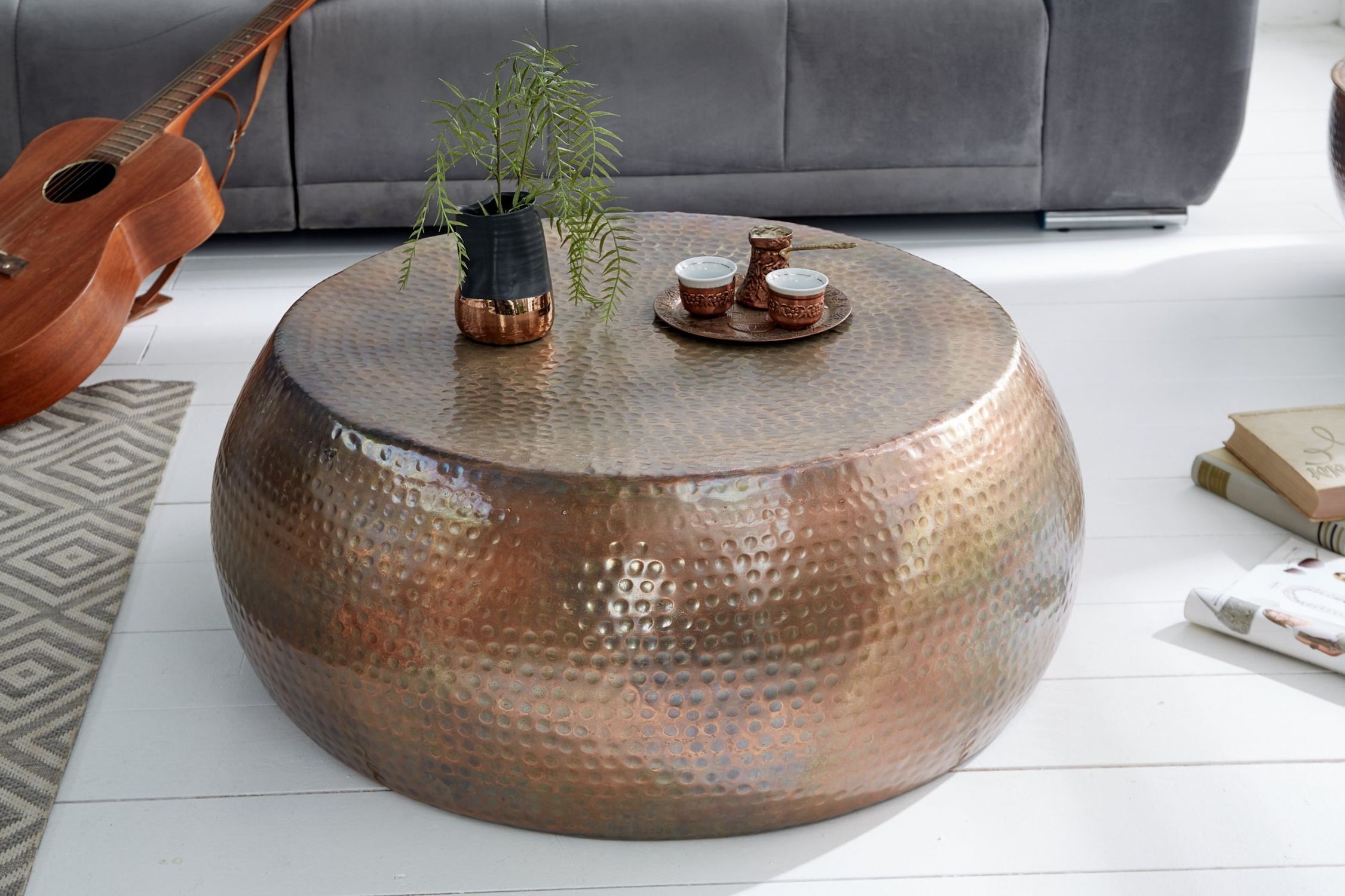 Couchtisch rund Ø 80 cm Metall in Kupfer Handarbeit