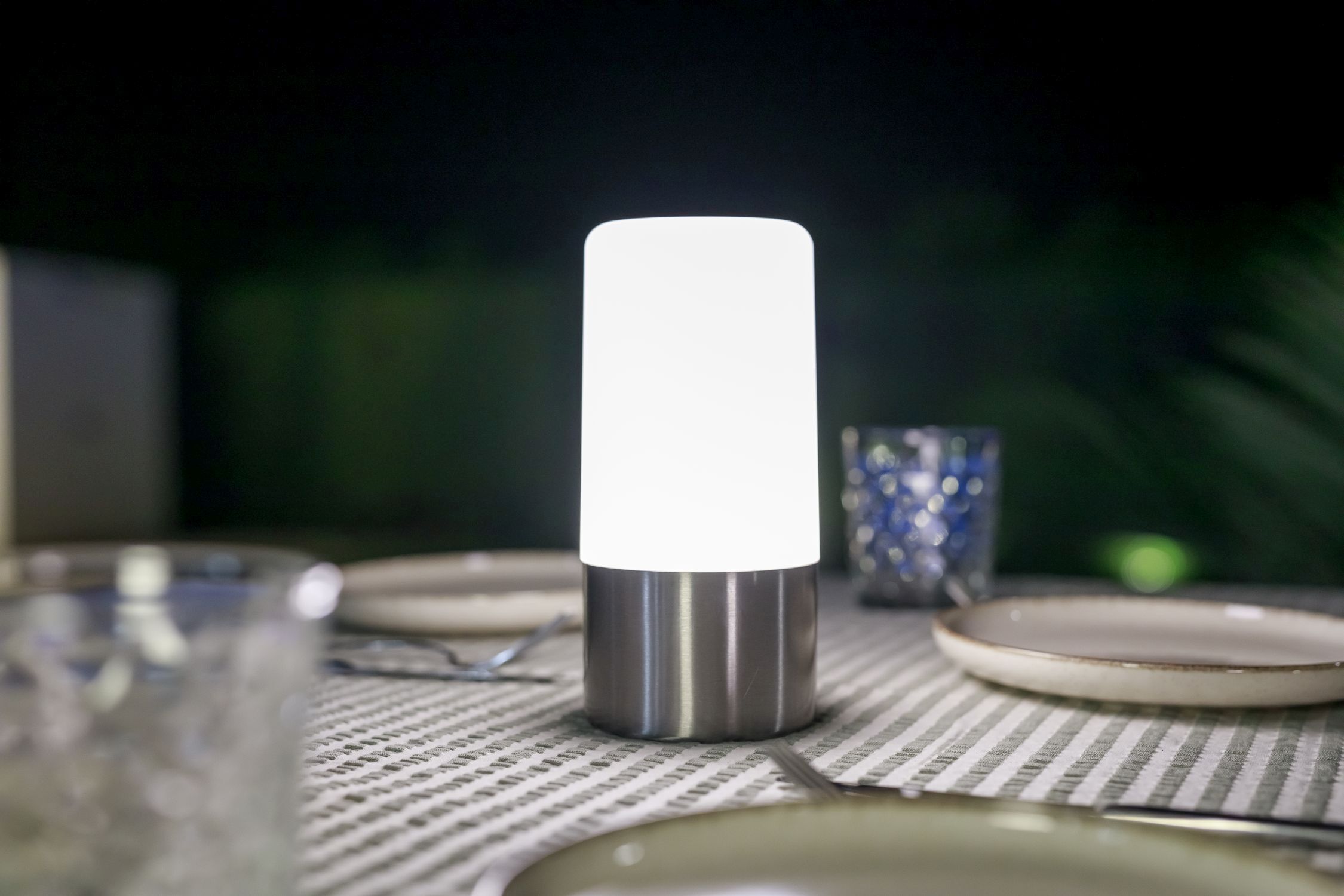 LED Tischleuchte außen Tragbar Dimmer Farbwechsler Akku IP44