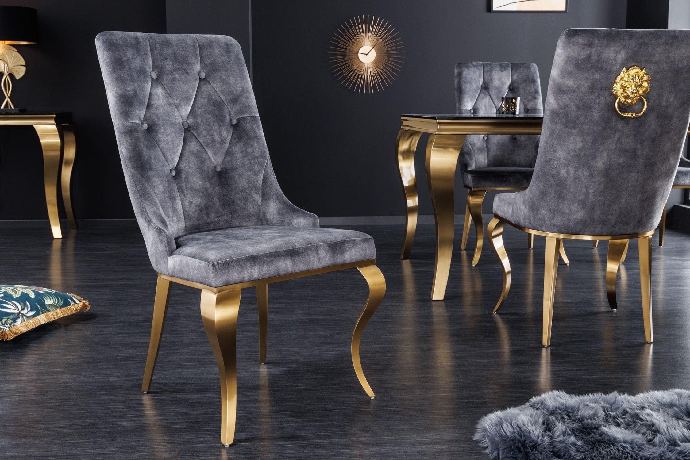 Esszimmerstuhl Grau Gold Chesterfield Barock Samtbezug Stuhl, Mobiliar, Lampe, Innenarchitektur, Fußboden