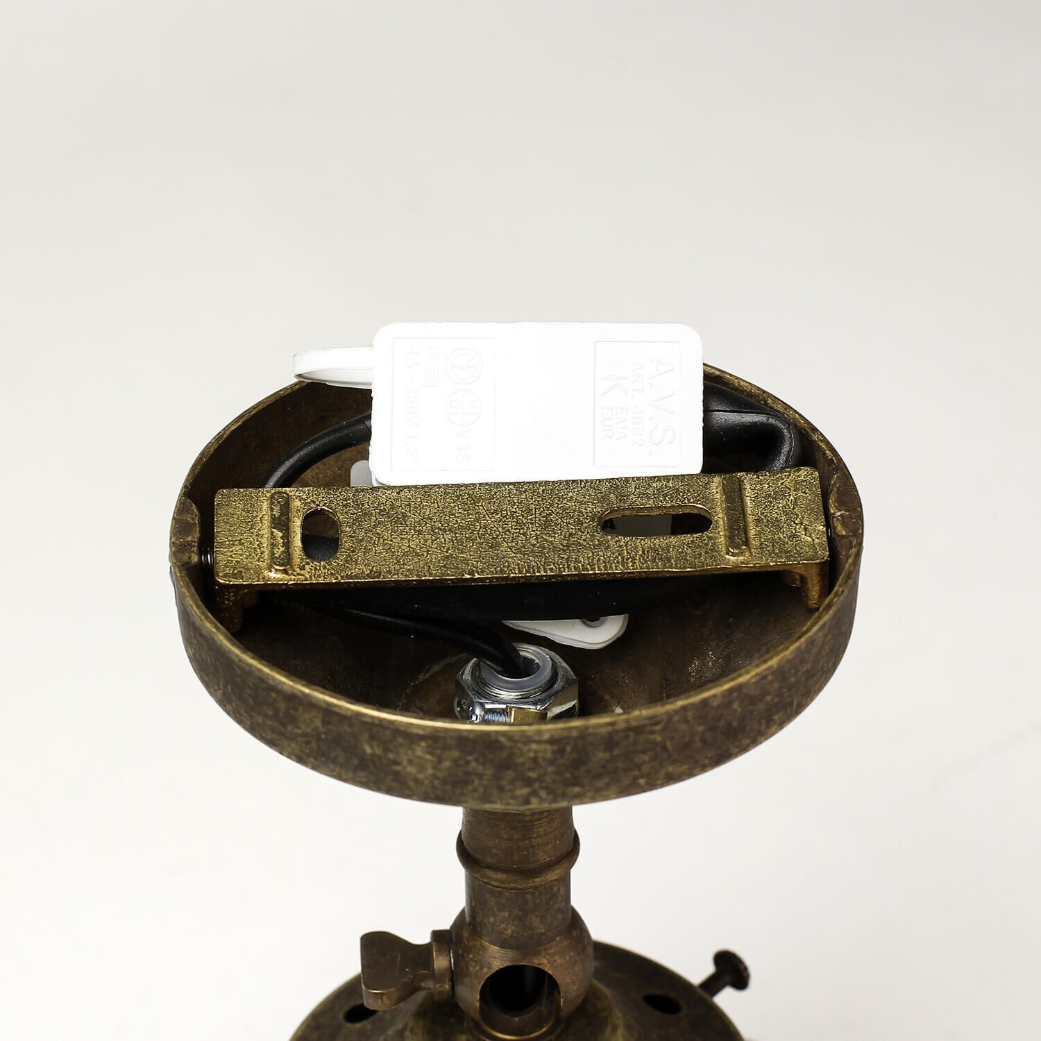 Messing Wandlampe in Bronze antik verstellbar Messing Wandlampe in Bronze antik verstellbar