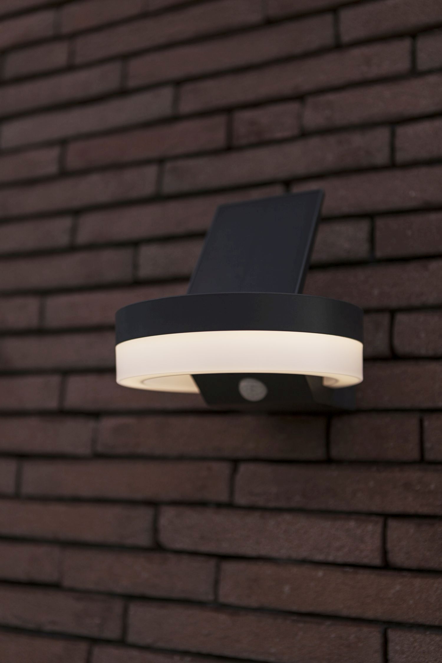 LED Solar Wandlampe Sensor Anthrazit IP54 12 W 4000 K