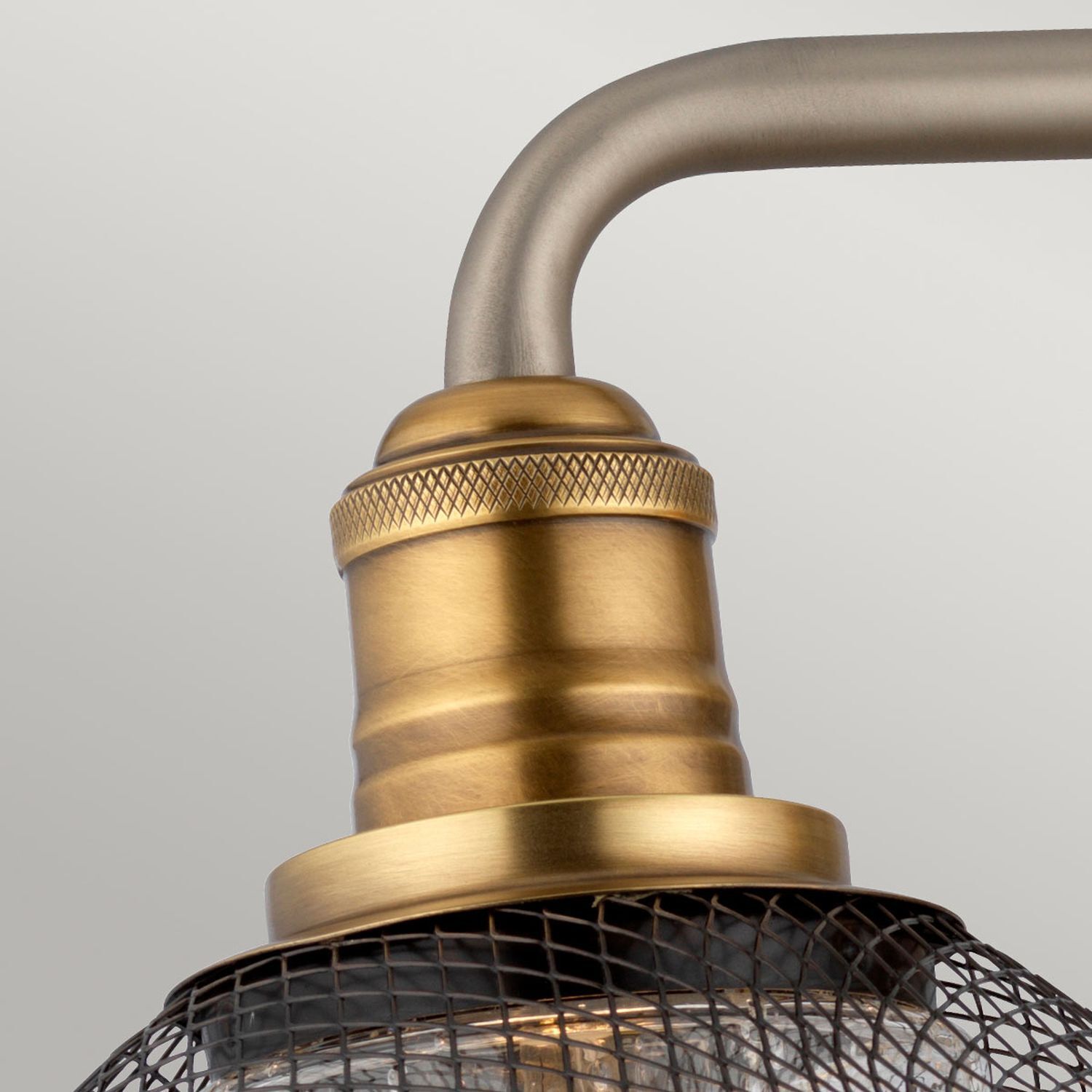 Bad Lampe Spiegel Metall Glas 68,6 cm breit IP44 3x E27 Bronze, Lampe, Drinnen