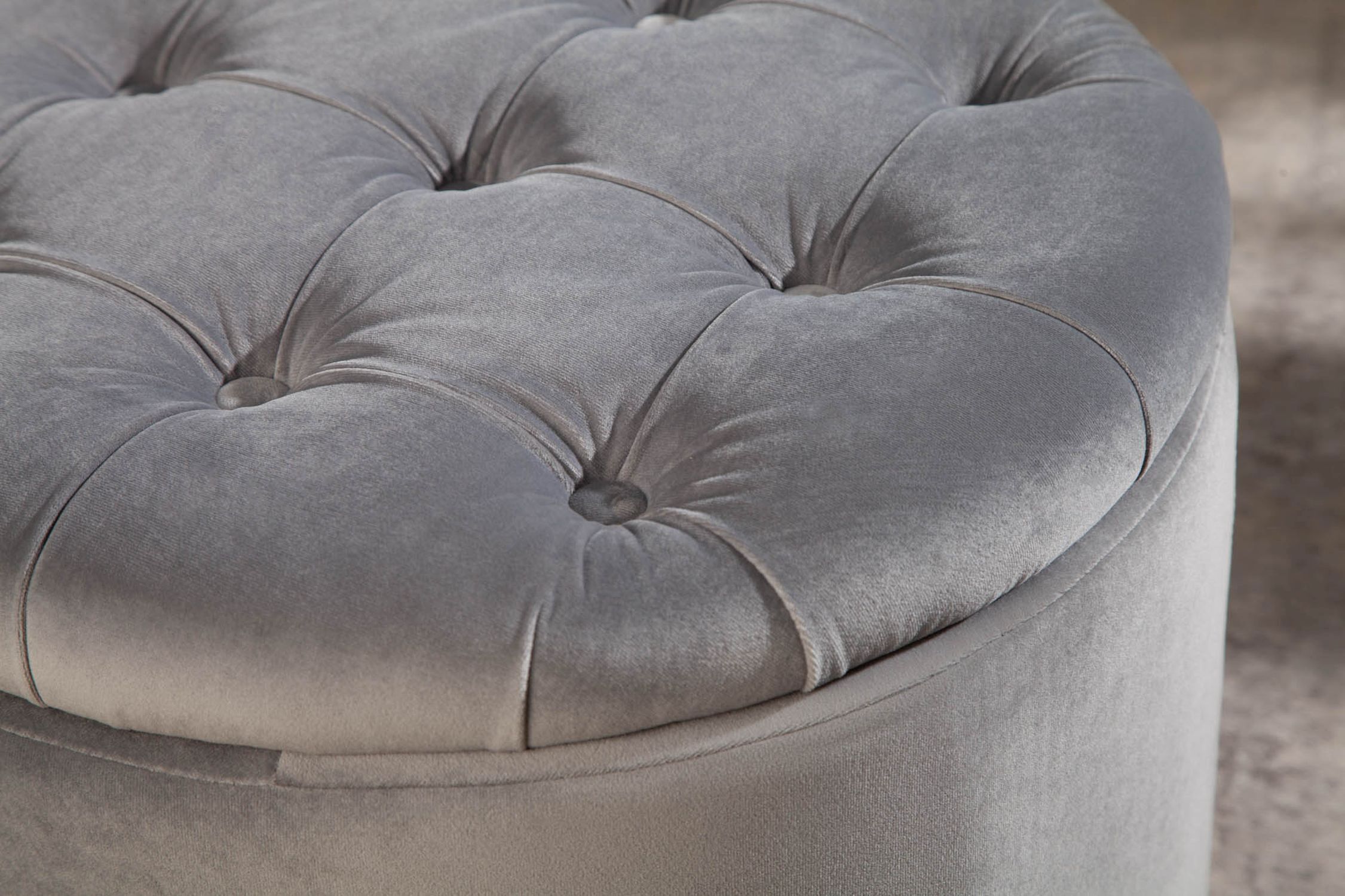 Grauer Sitzhocker mit Stauraum Samt Metall Ø 50 cm Moebel, Osmanisch