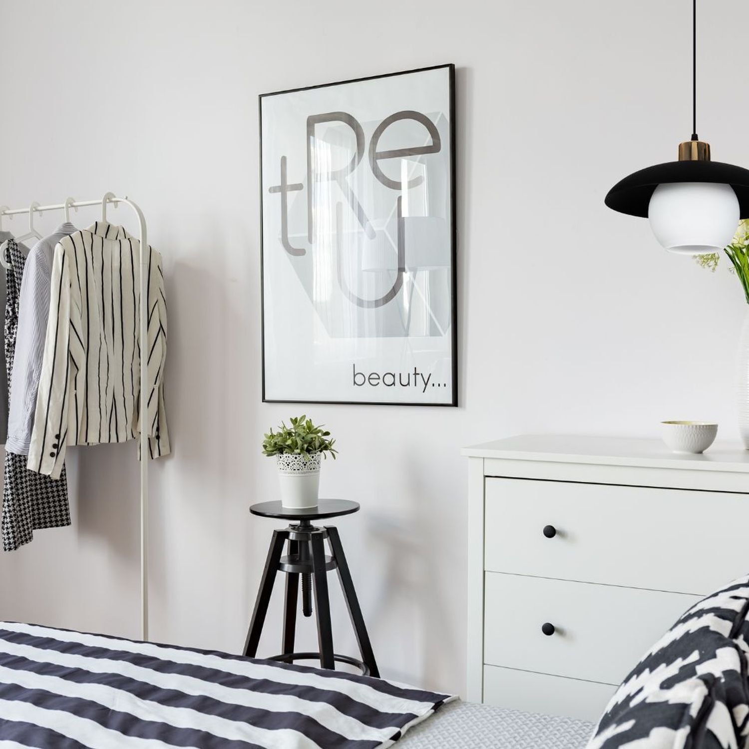 Pendelleuchte Glas Metall E27 Ø30 cm Schwarz blendarm Kleiderschrank, Hemd, Blazer, Blume, Dekoration