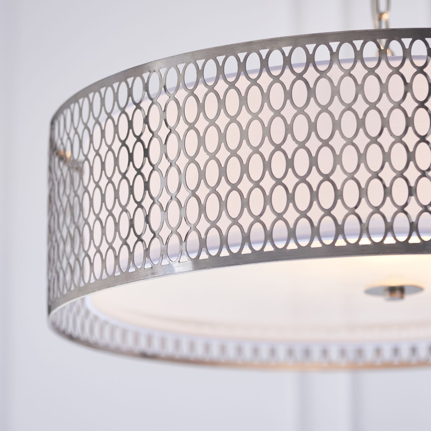 Hängeleuchte rund Ø 56 cm Metall Glas Stoff in Nickel Weiß 3x E27